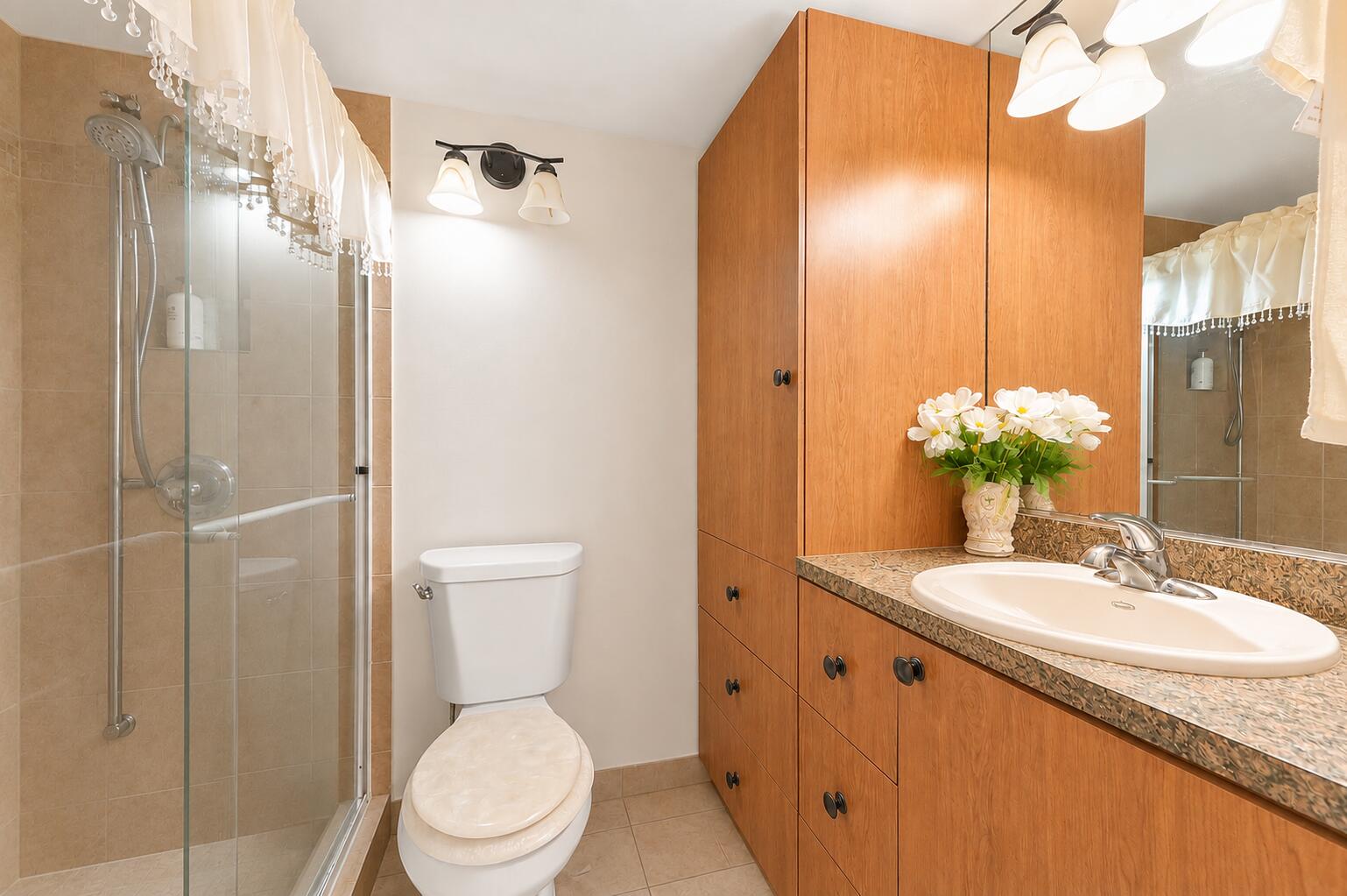 1069 Cornwall D Property Photo 13