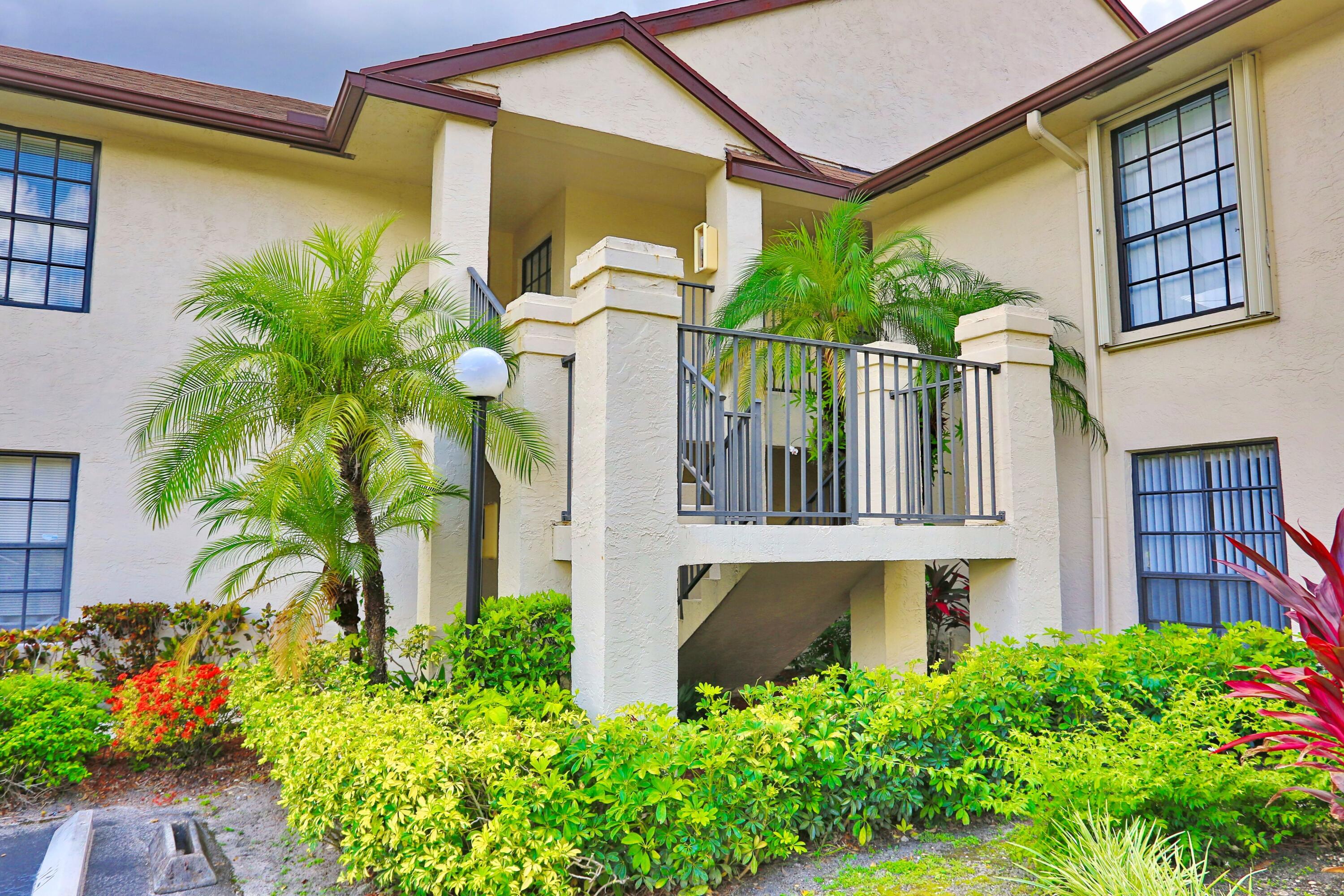 3277 Jog Park Drive Property Photo 1