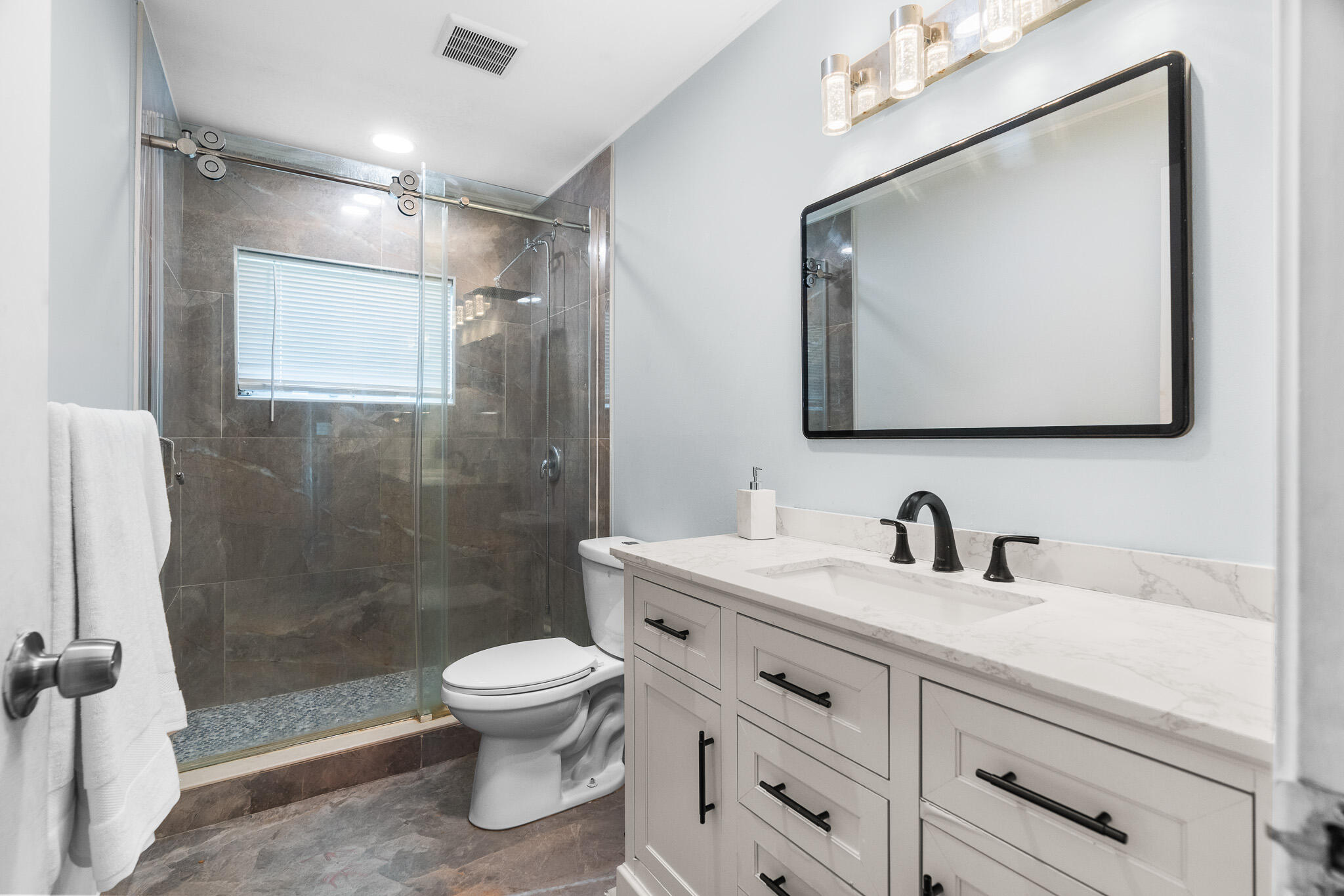 5557 N Cameo Drive N Property Photo 21