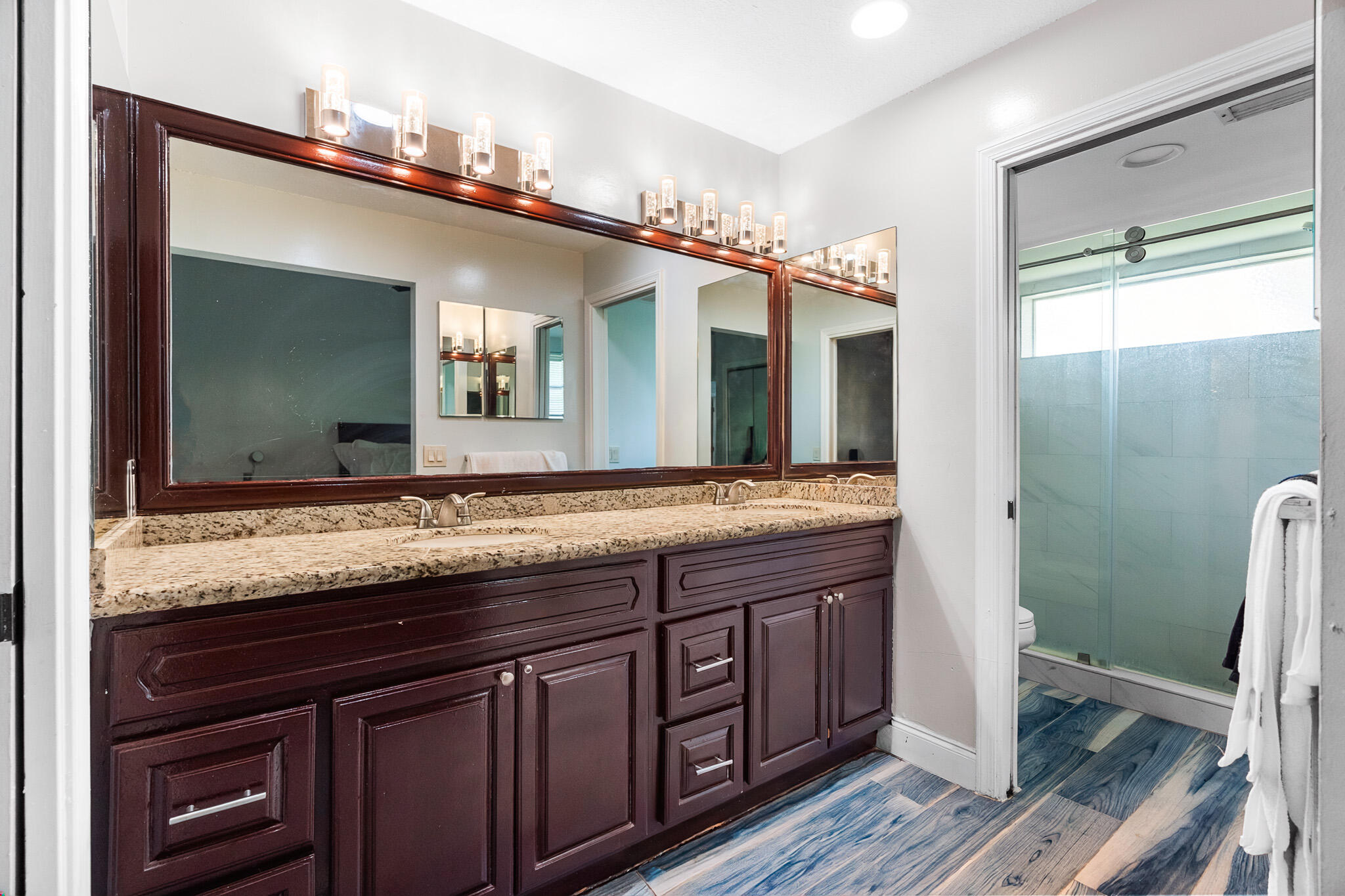 5557 N Cameo Drive N Property Photo 23