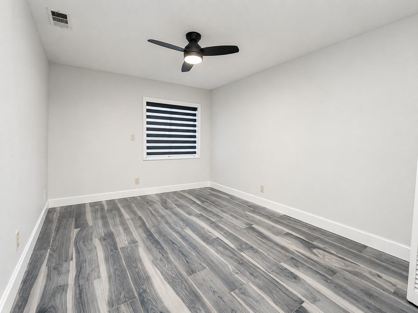 5557 N Cameo Drive N Property Photo 38