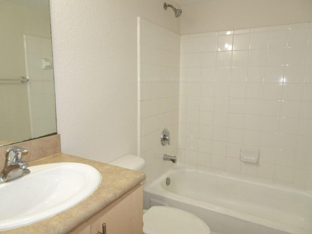 9122 W Atlantic Boulevard 713 Property Photo 14