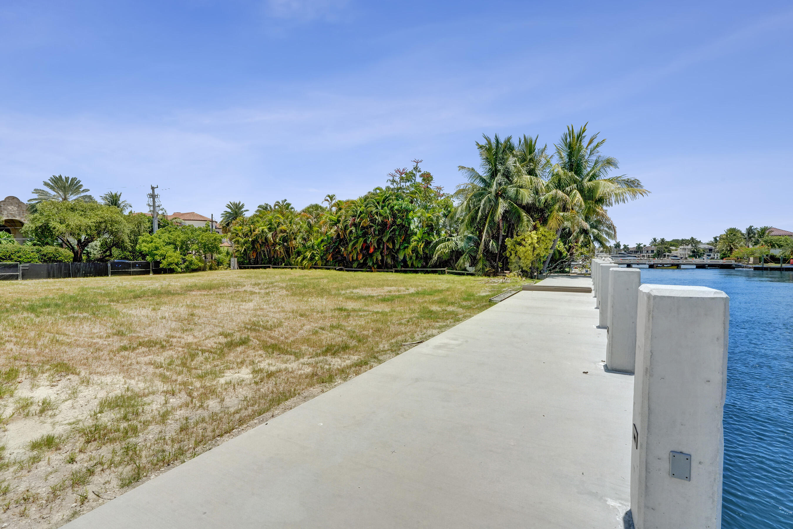 2552 Mercedes Drive Property Photo 16