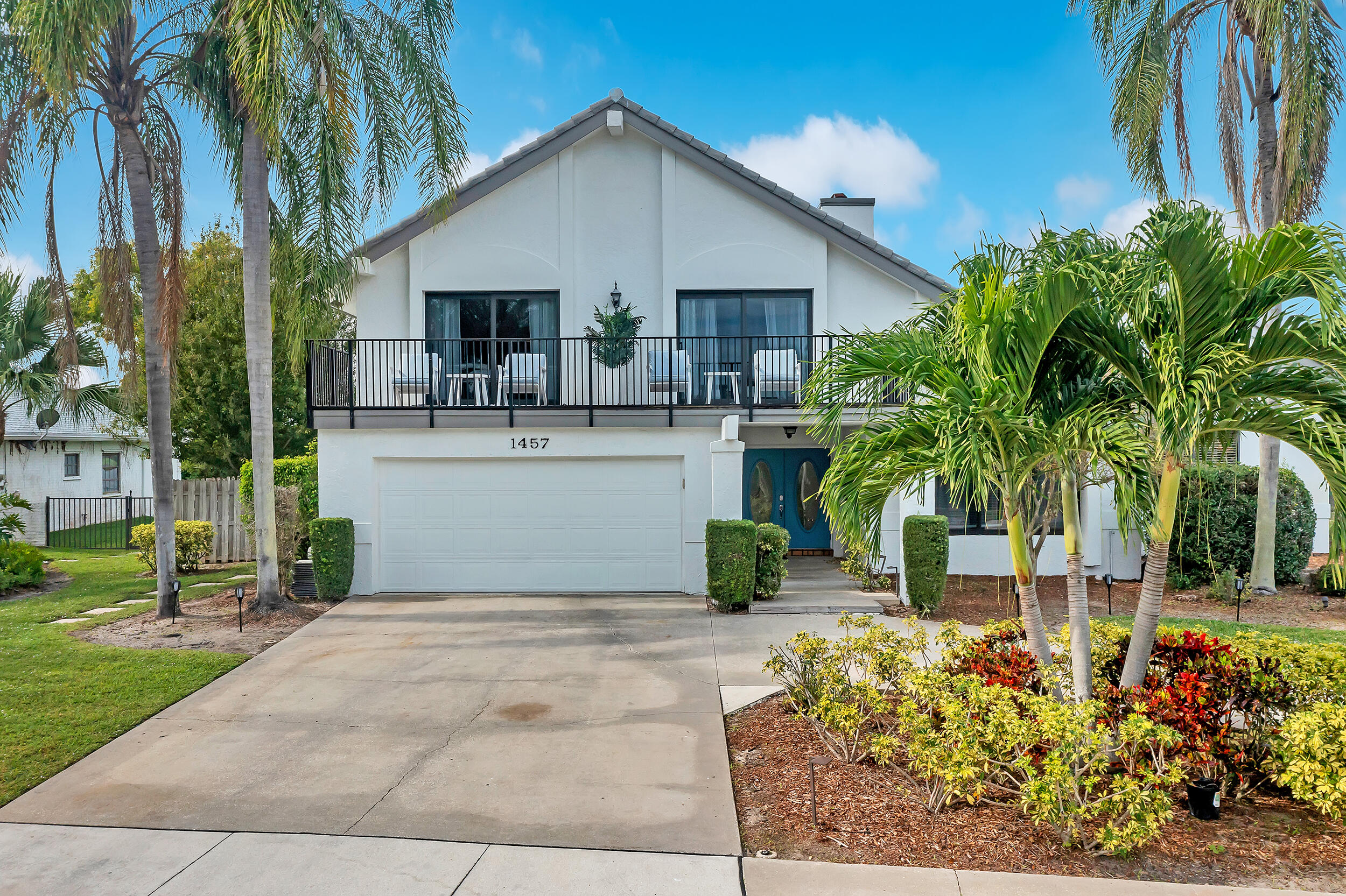 1457 Sailboat Circle Property Photo 4