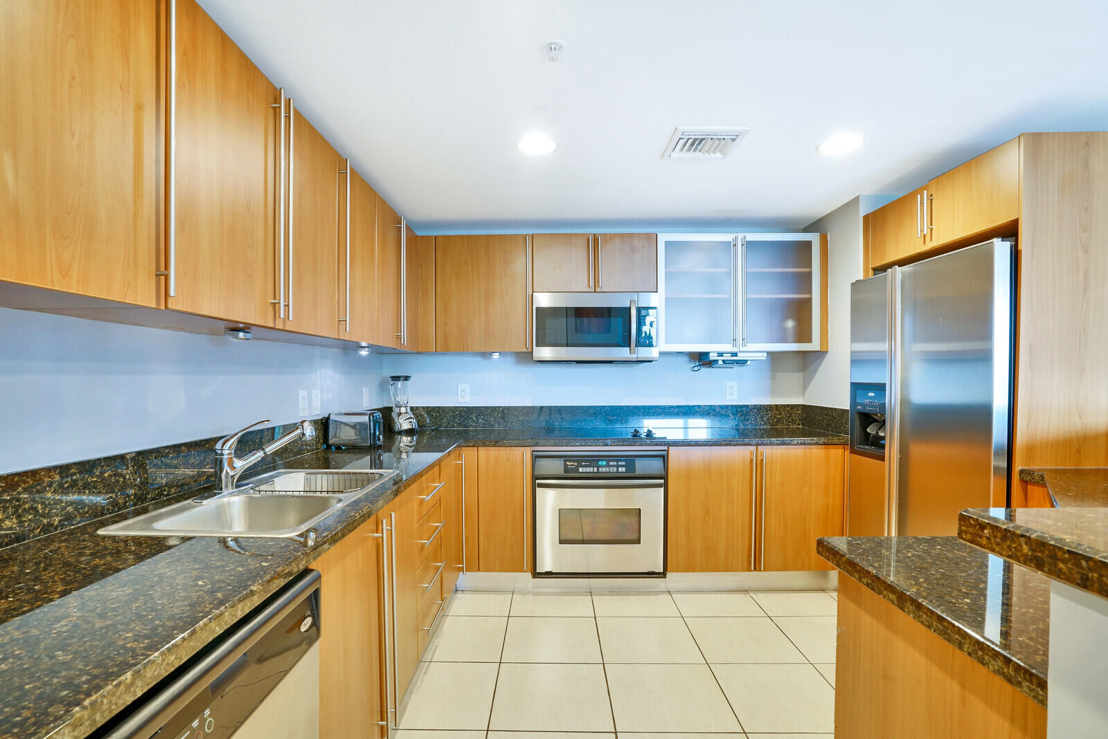 610 Clematis Street 538 Property Photo 6