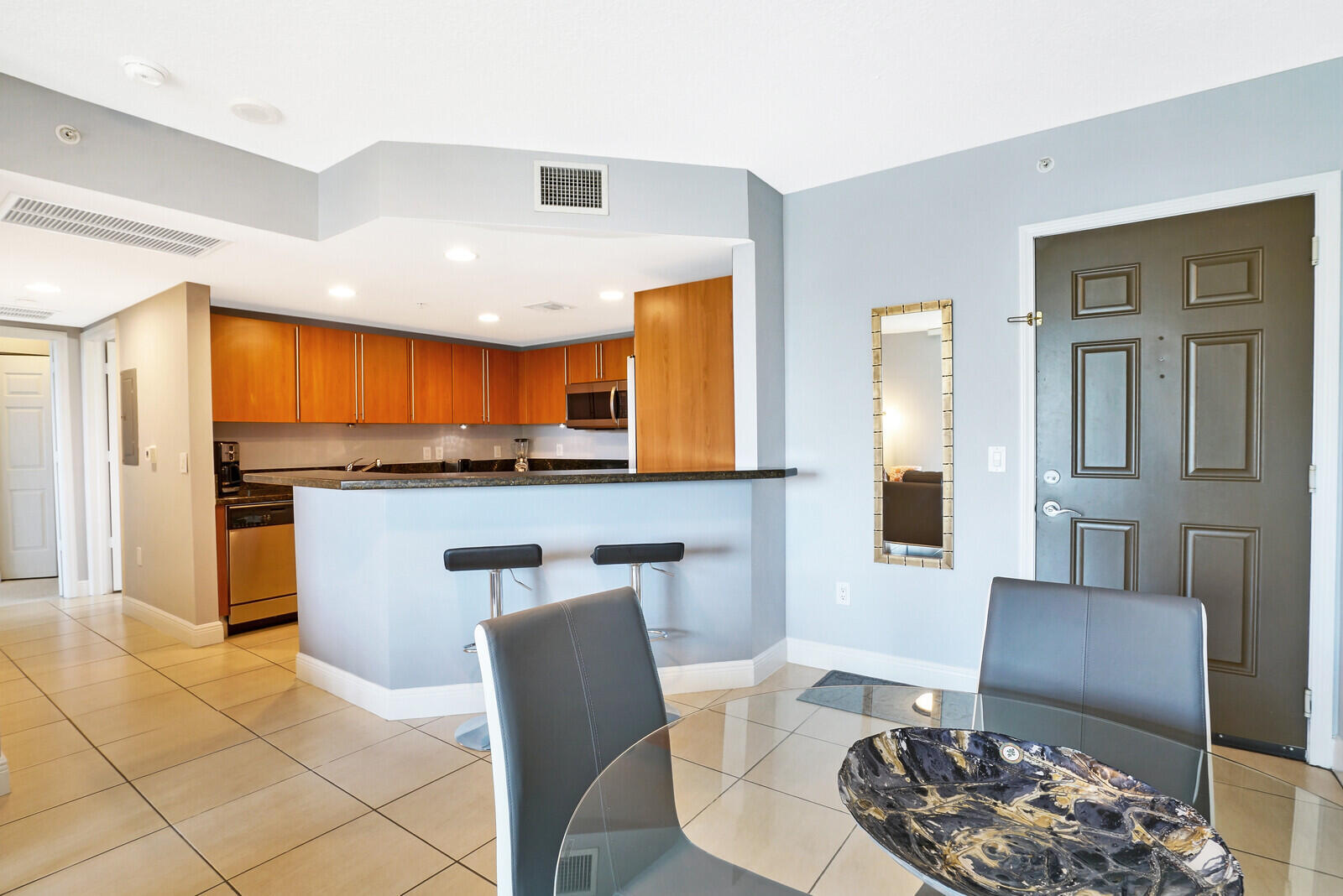 610 Clematis Street 538 Property Photo 9