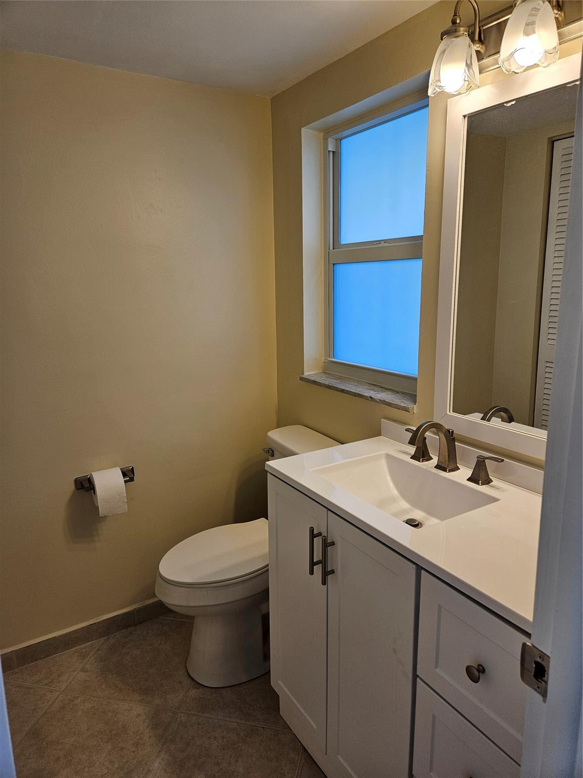 300 Ne 26th Avenue 2060 Property Photo 3