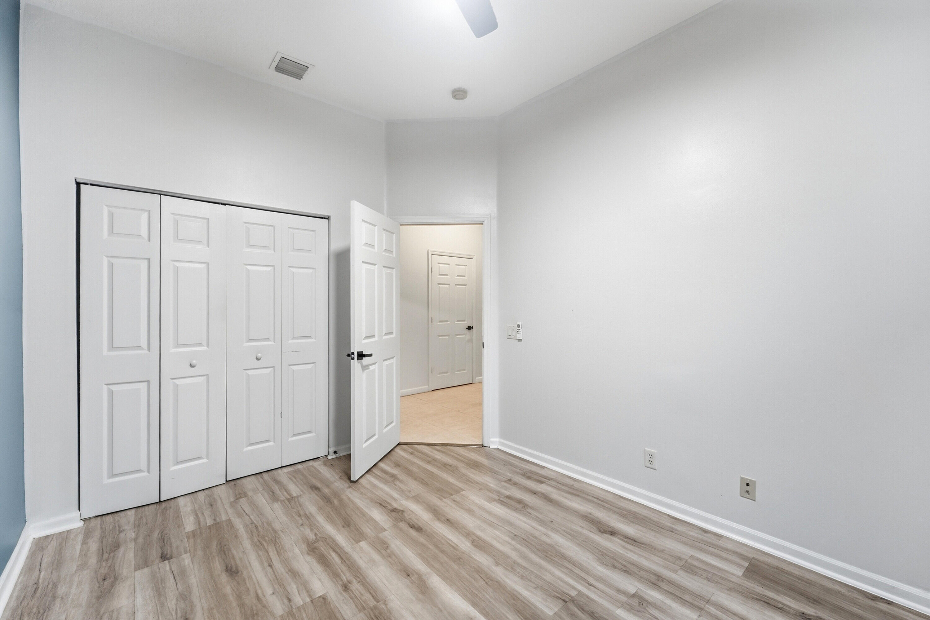 970 Tulip Circle Property Photo 23