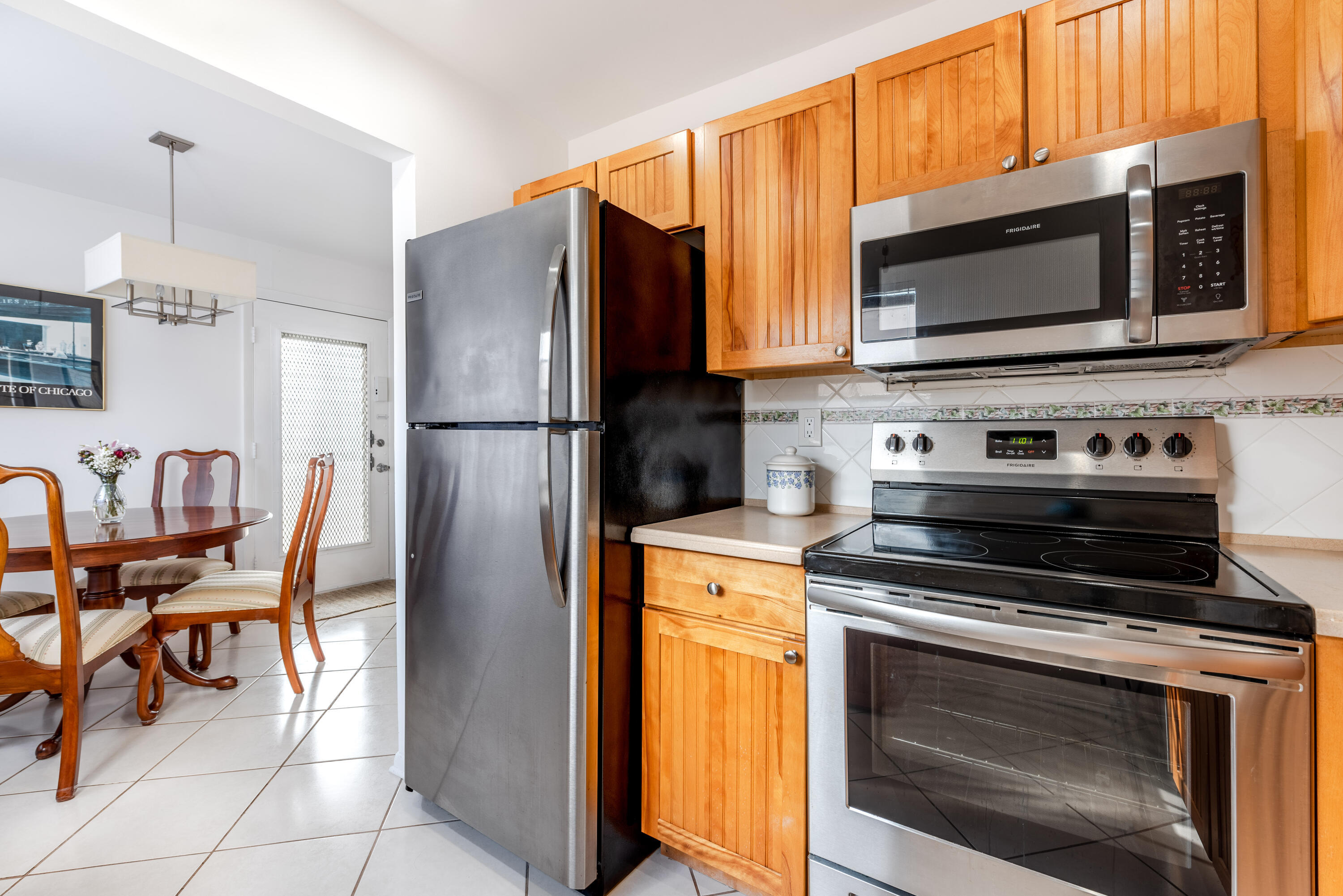 369 Capri H 369 Property Photo 3