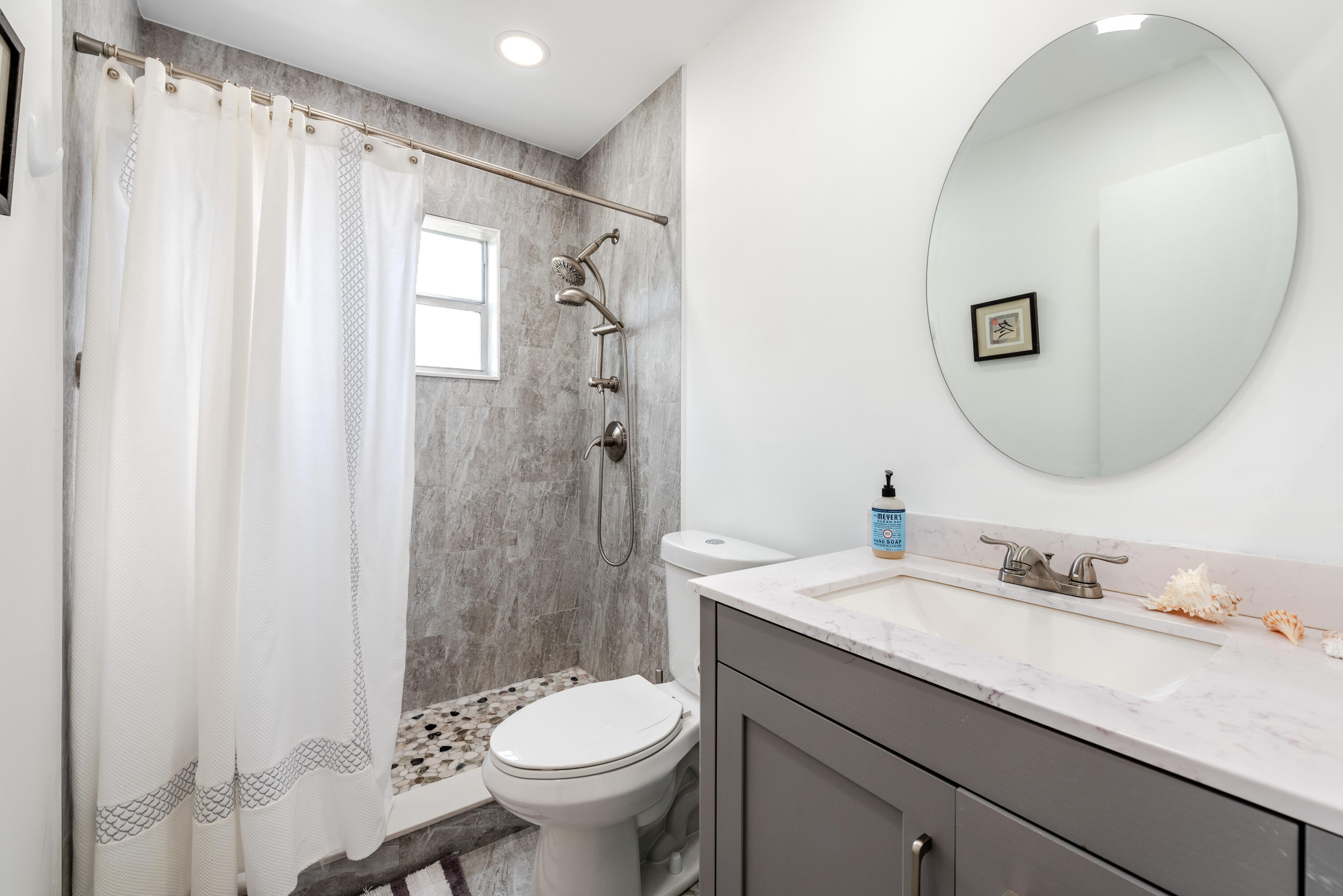 369 Capri H 369 Property Photo 6