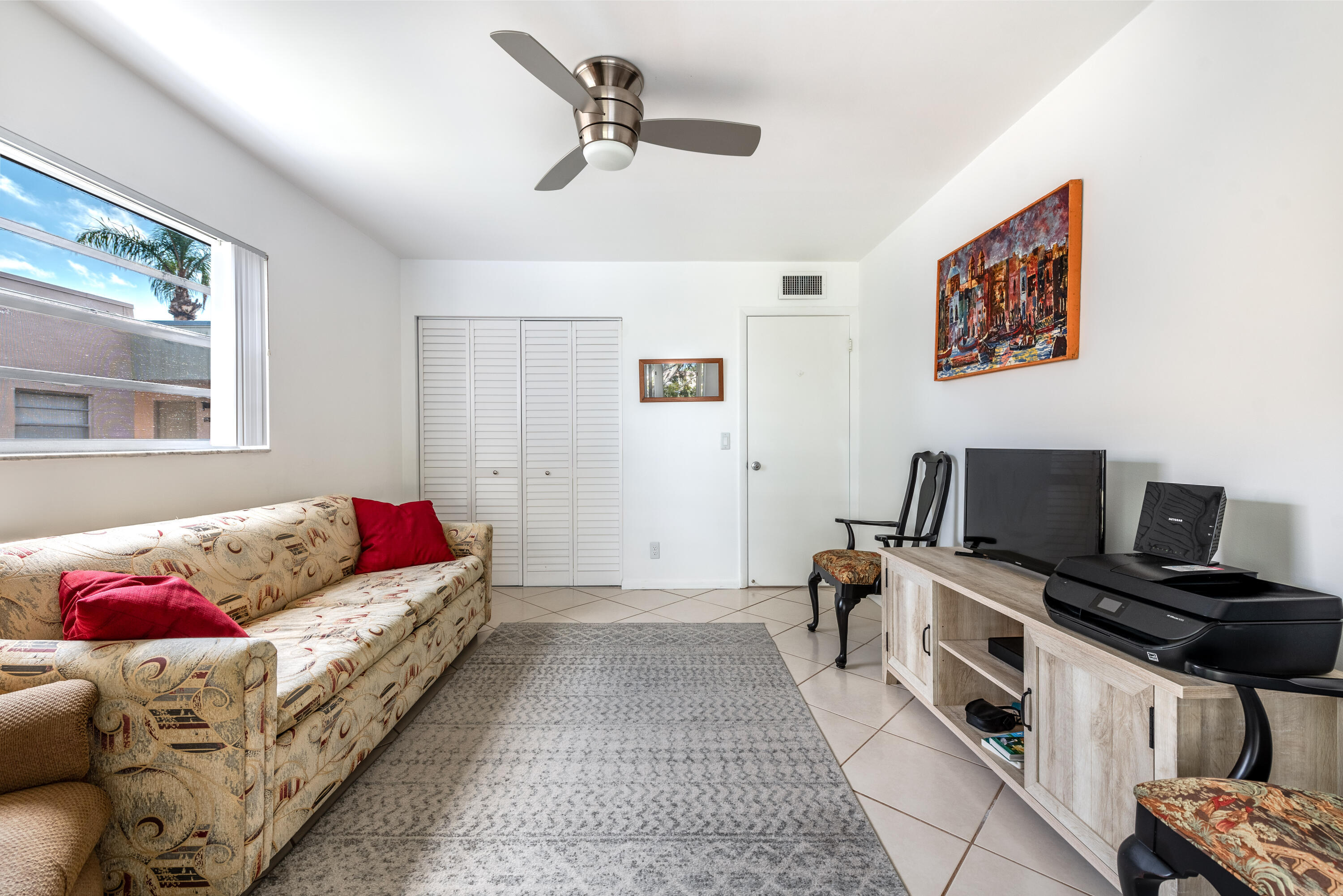 369 Capri H 369 Property Photo 11