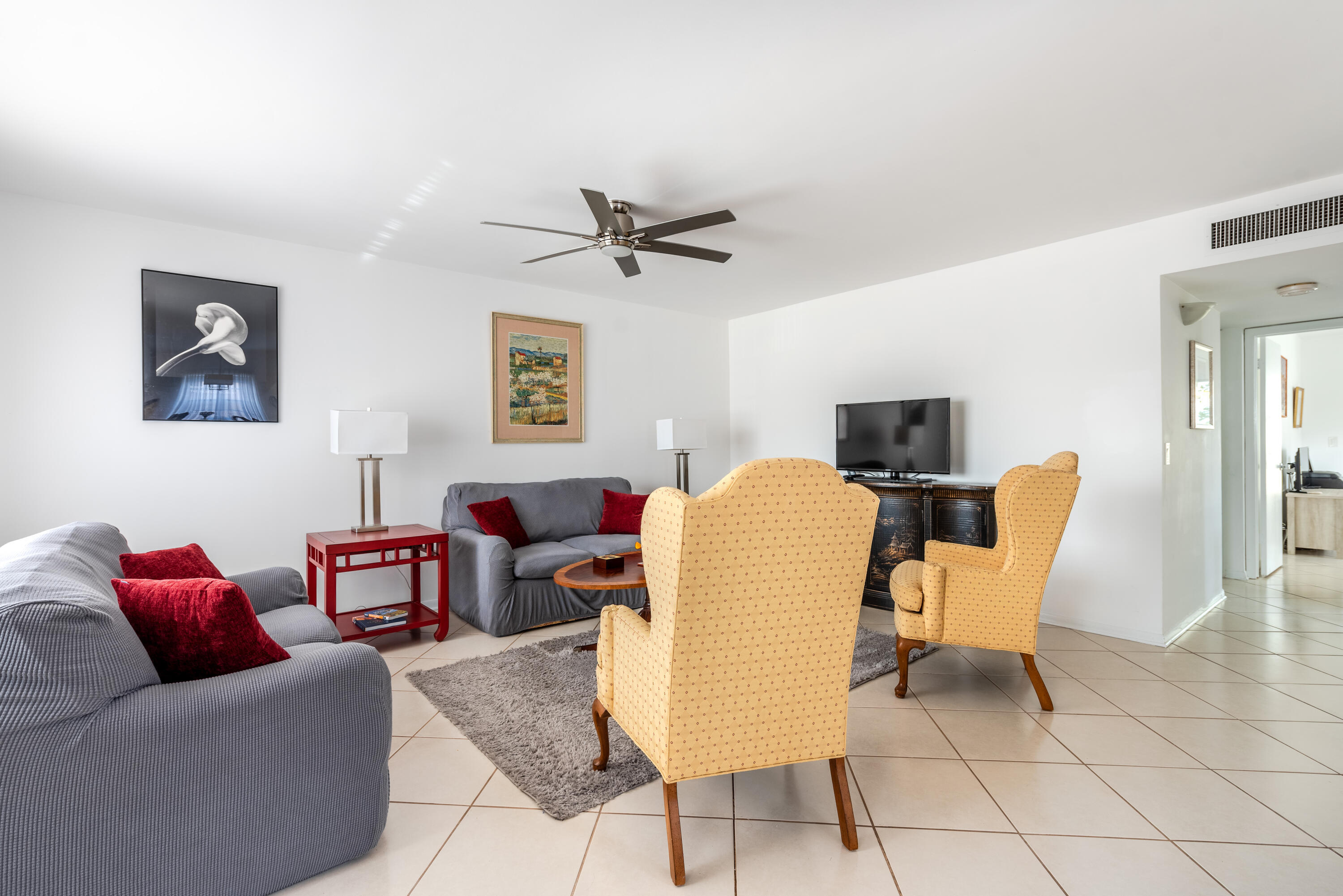 369 Capri H 369 Property Photo 13