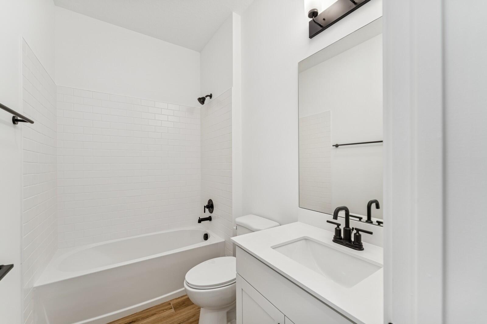 10048 Nw Field Flower Trail Property Photo 4