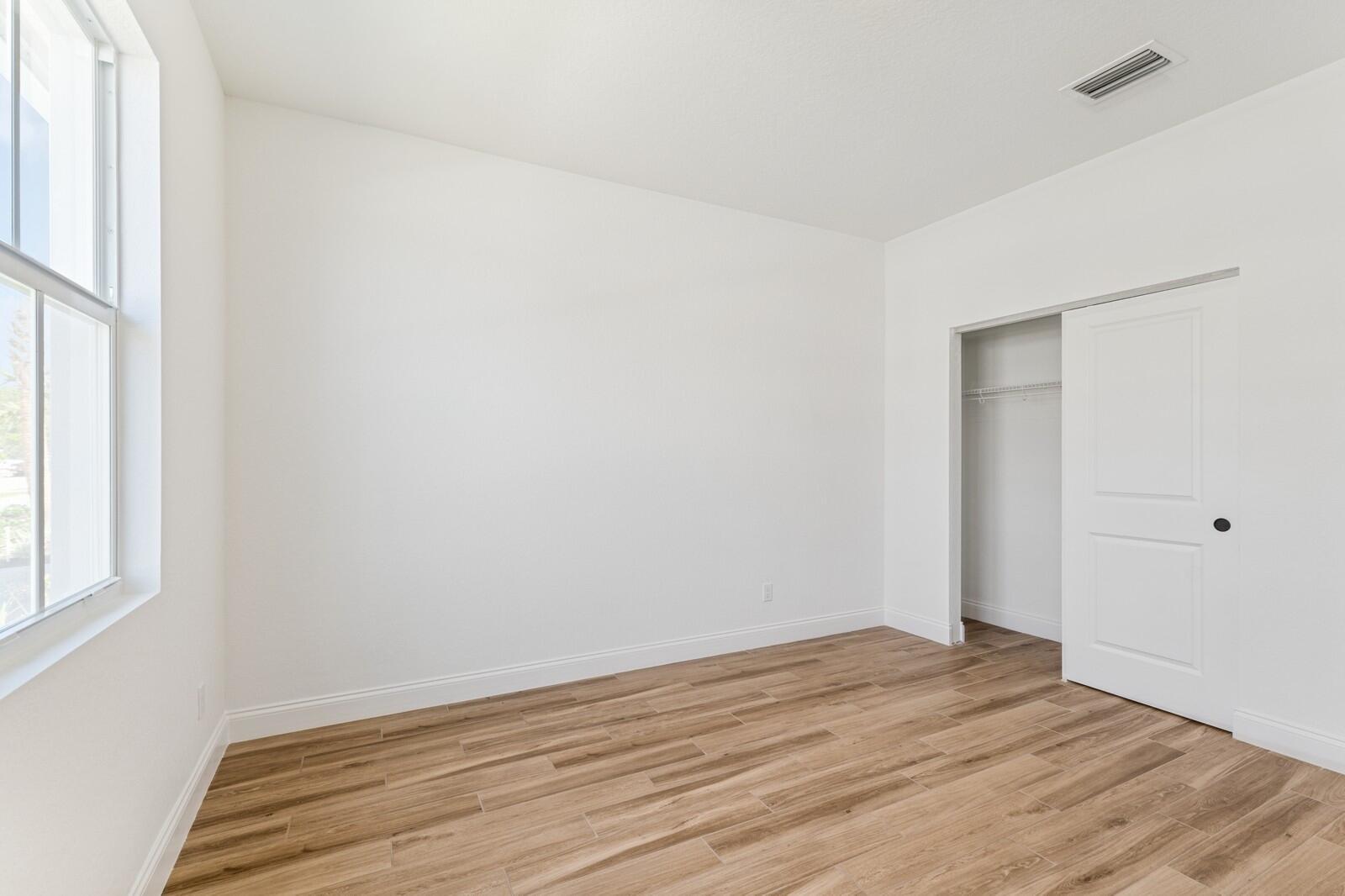 10048 Nw Field Flower Trail Property Photo 7