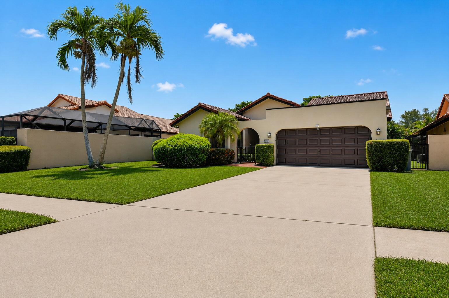 7690 Solimar Circle Property Photo 3