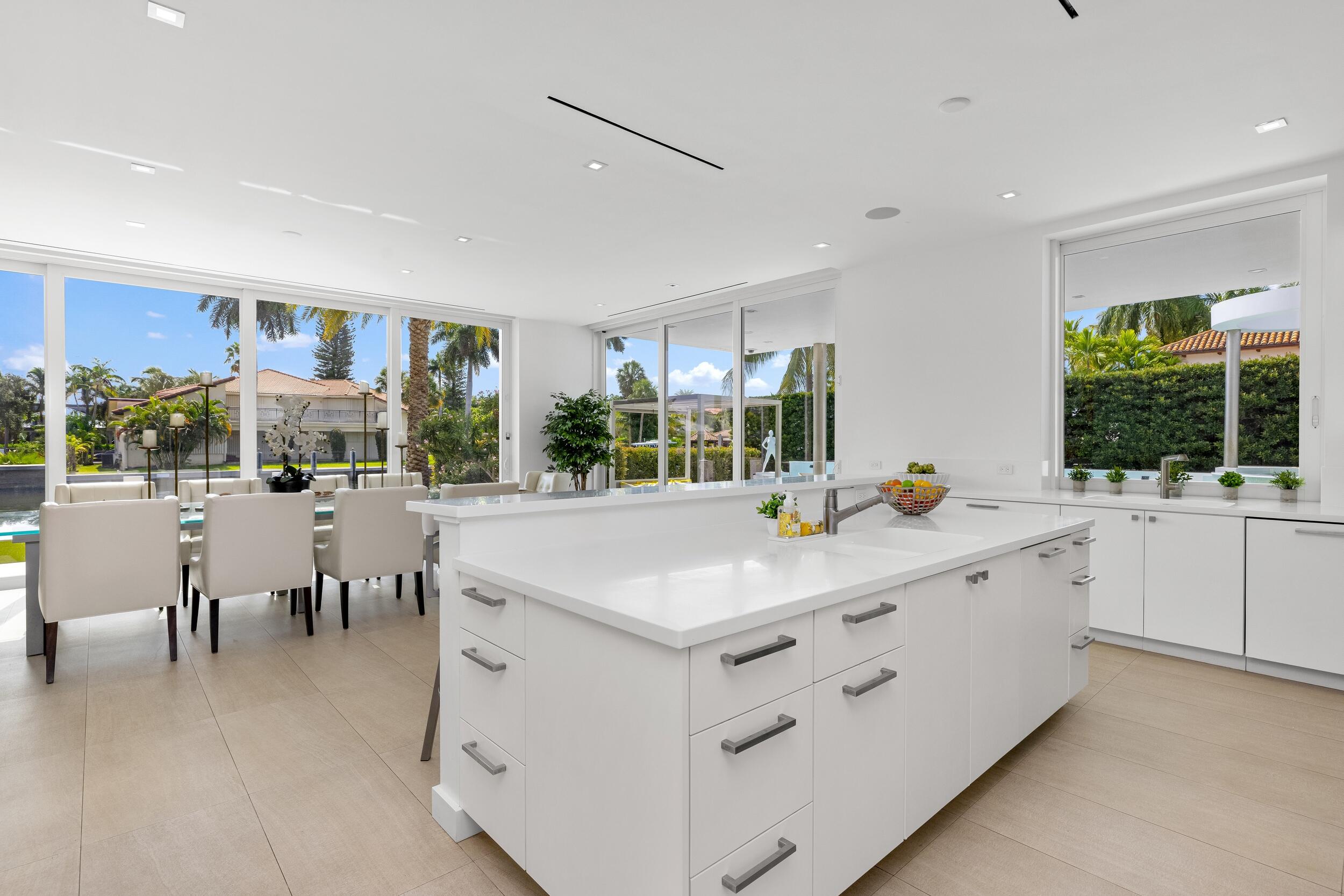 500 Isle Of Capri Drive Property Photo 13