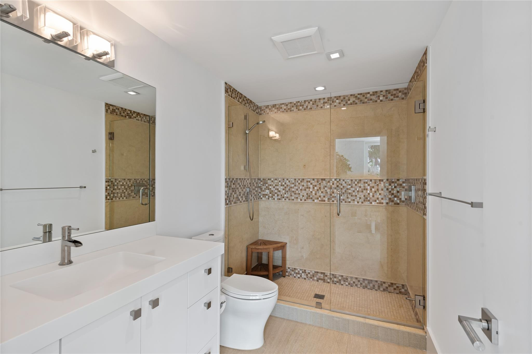 500 Isle Of Capri Drive Property Photo 32