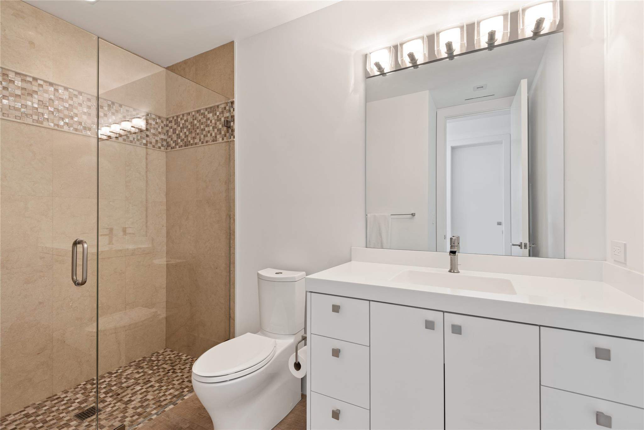 500 Isle Of Capri Drive Property Photo 34