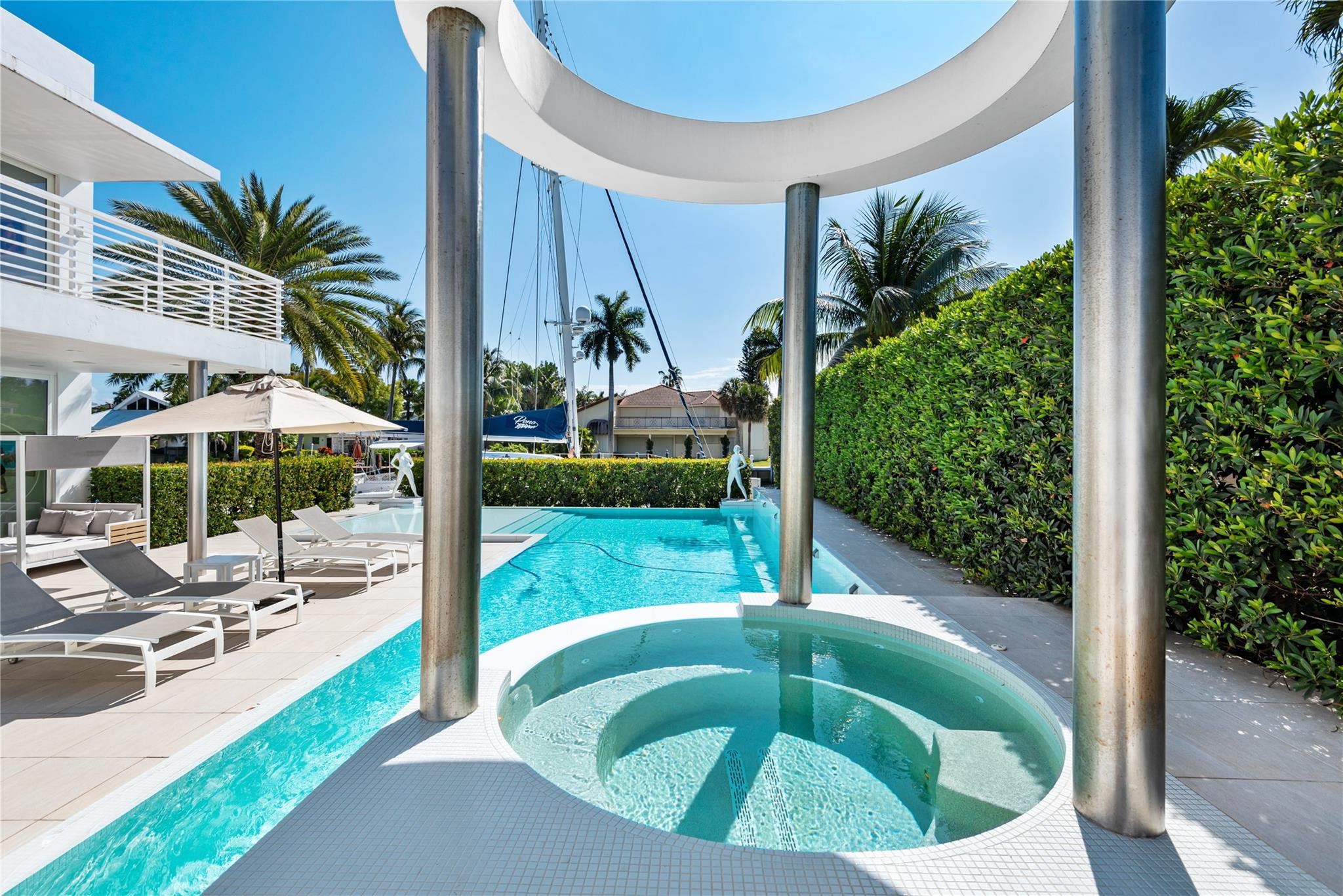 500 Isle Of Capri Drive Property Photo 42