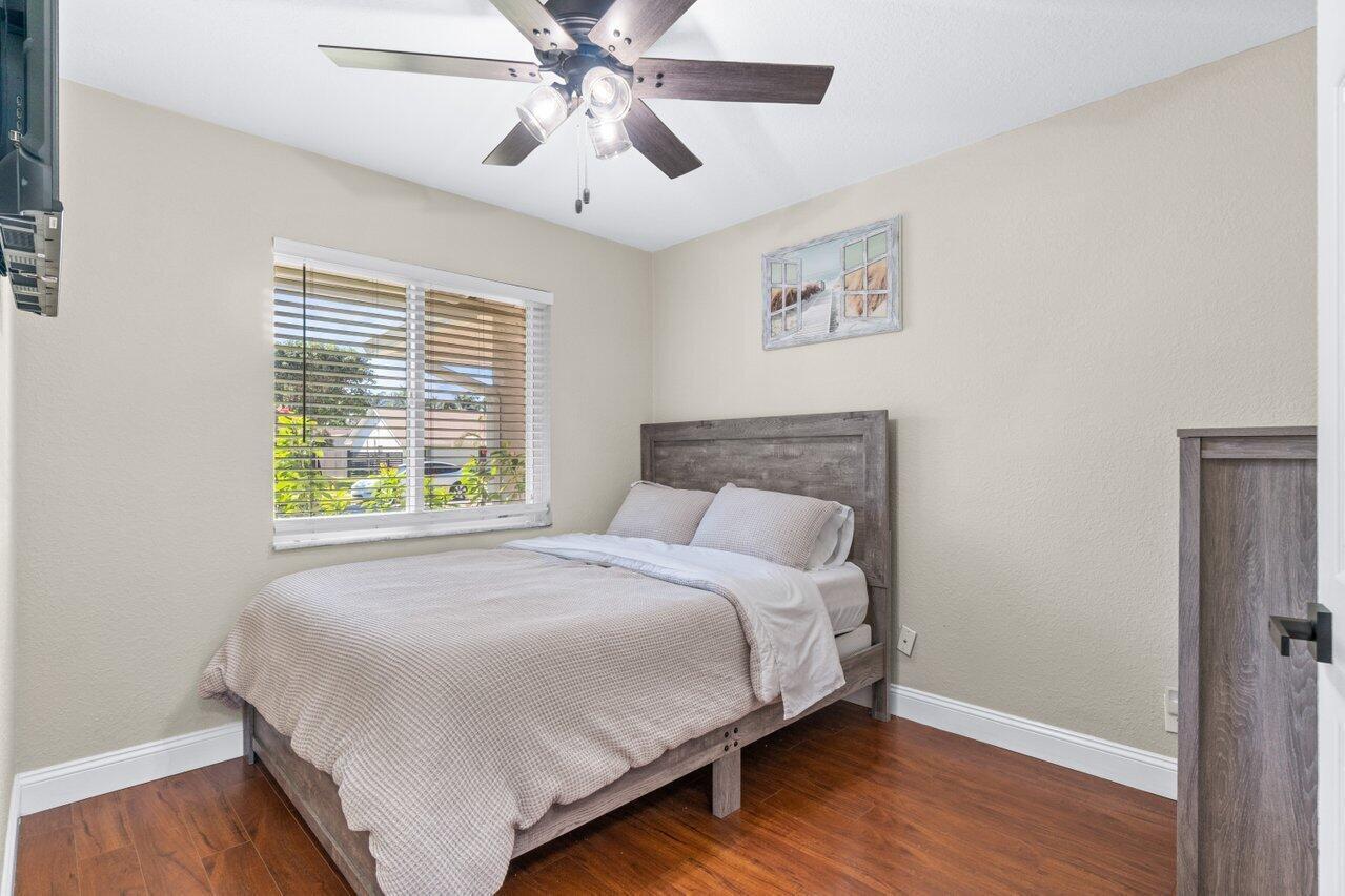 1315 Fulmar Drive Property Photo 17