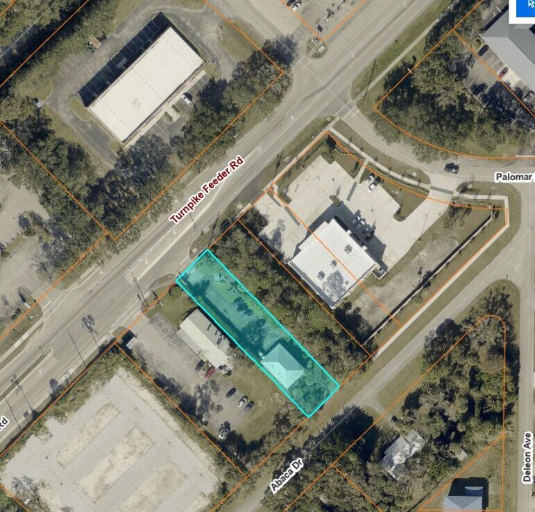 5024 Turnpike Feeder Road Property Photo 2