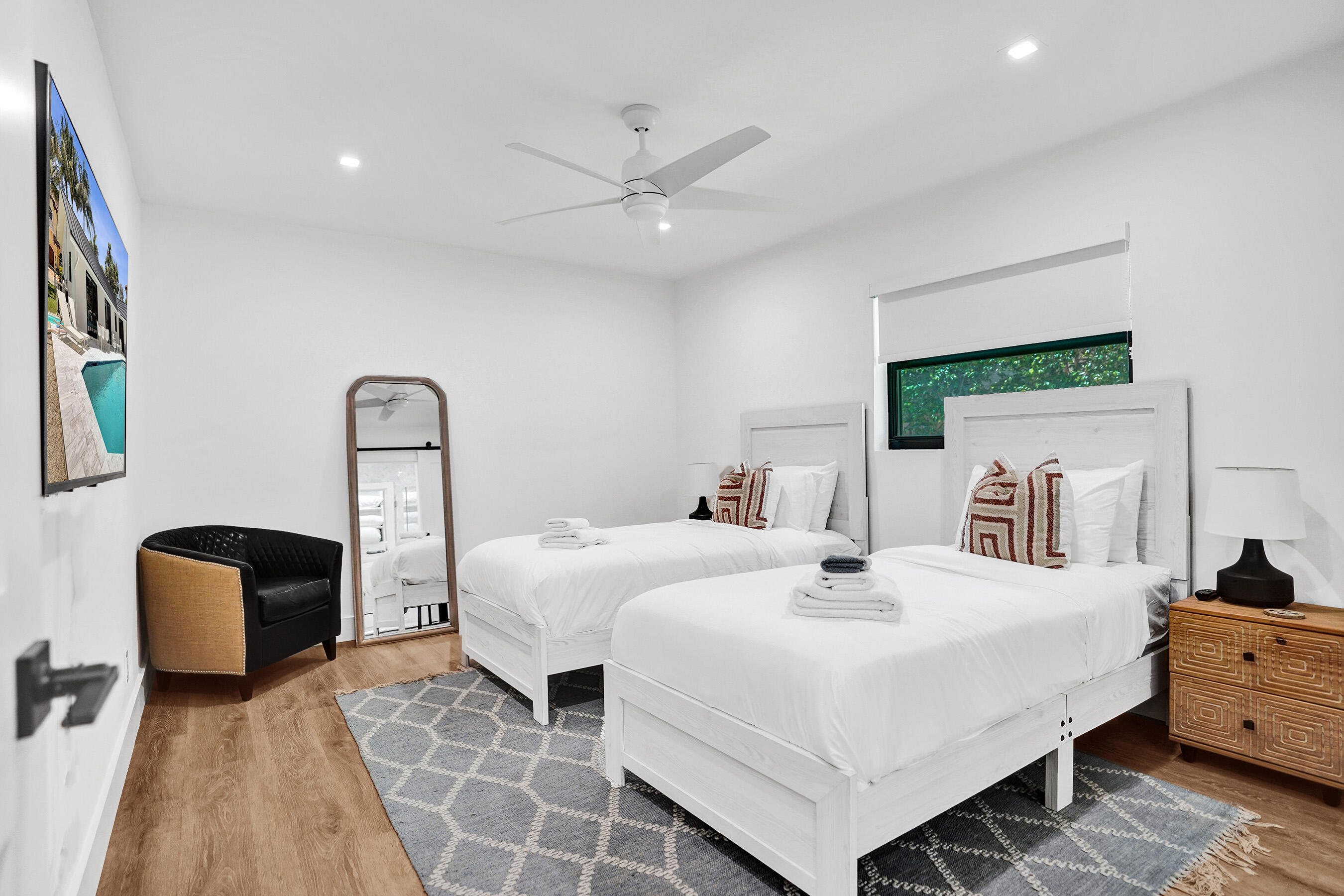 933 Banyan Drive Property Photo 33