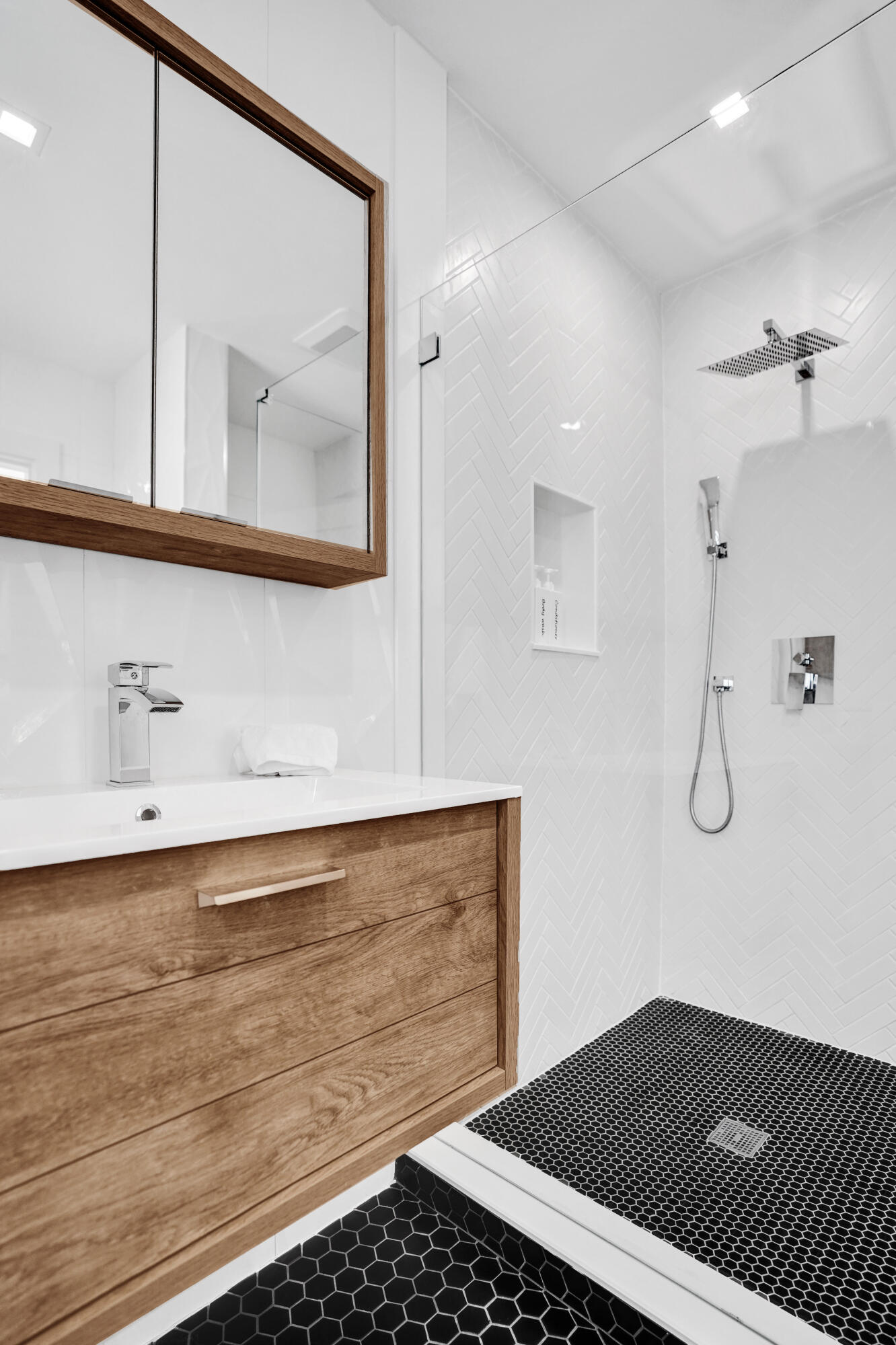 933 Banyan Drive Property Photo 46