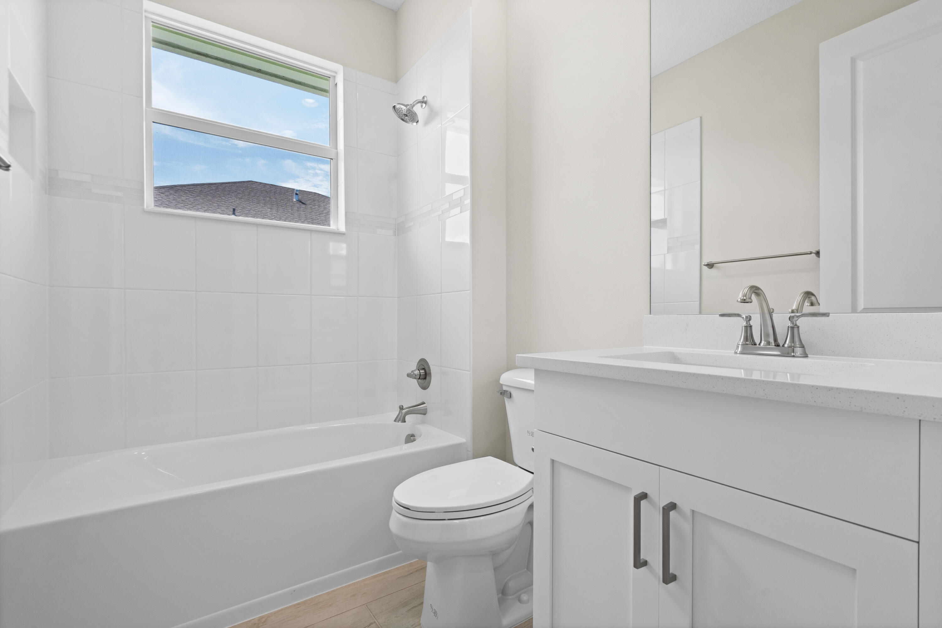 4090 Tower Pointe Way Property Photo 19