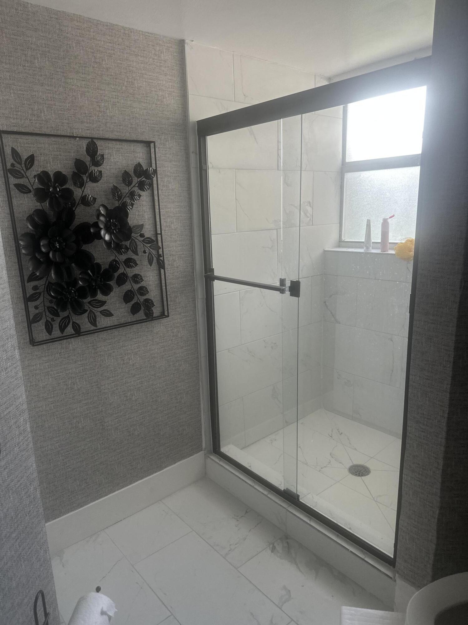 2275 Se 27th Drive 106-f Property Photo 10