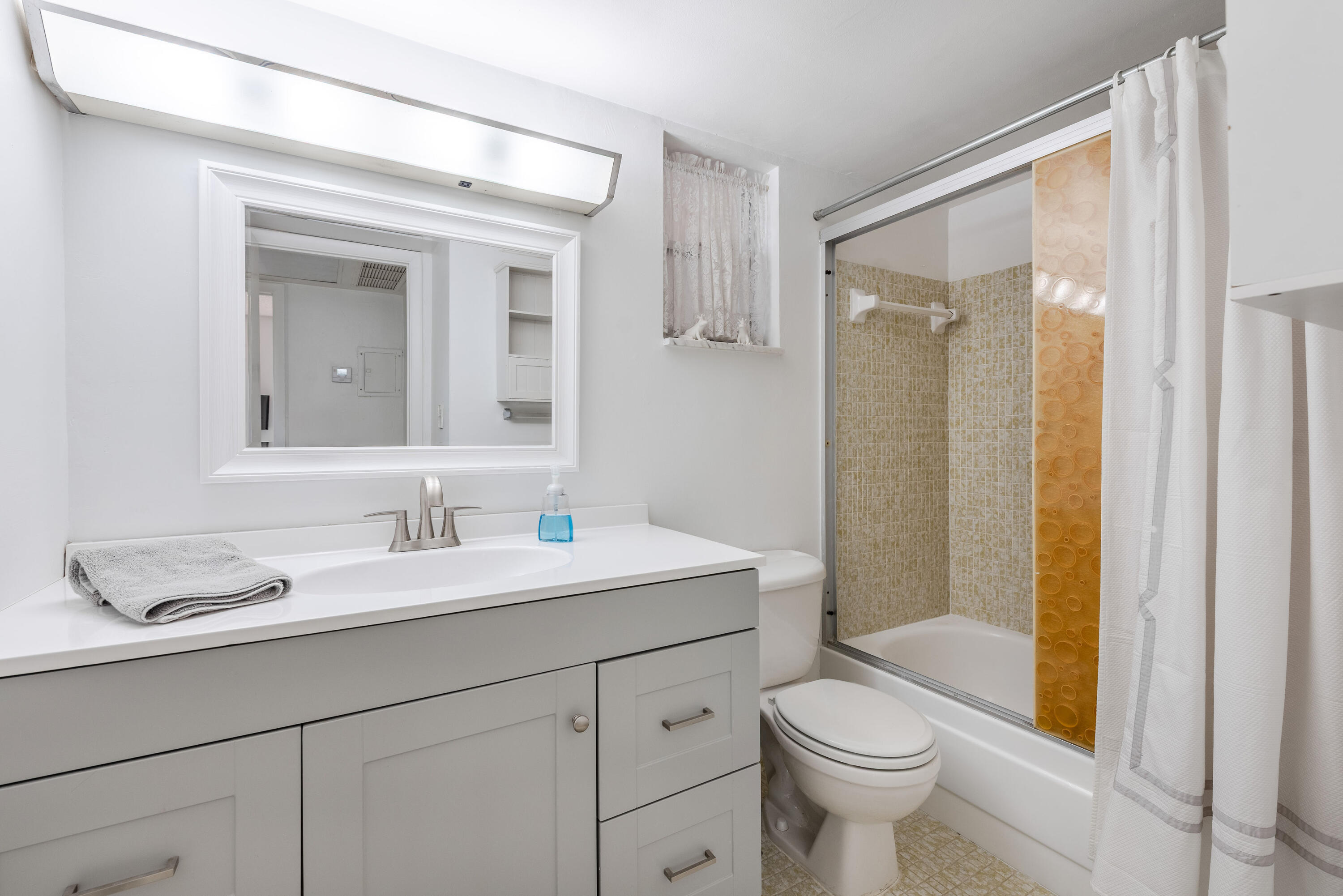 2615 Garden Drive N 307 Property Photo 11