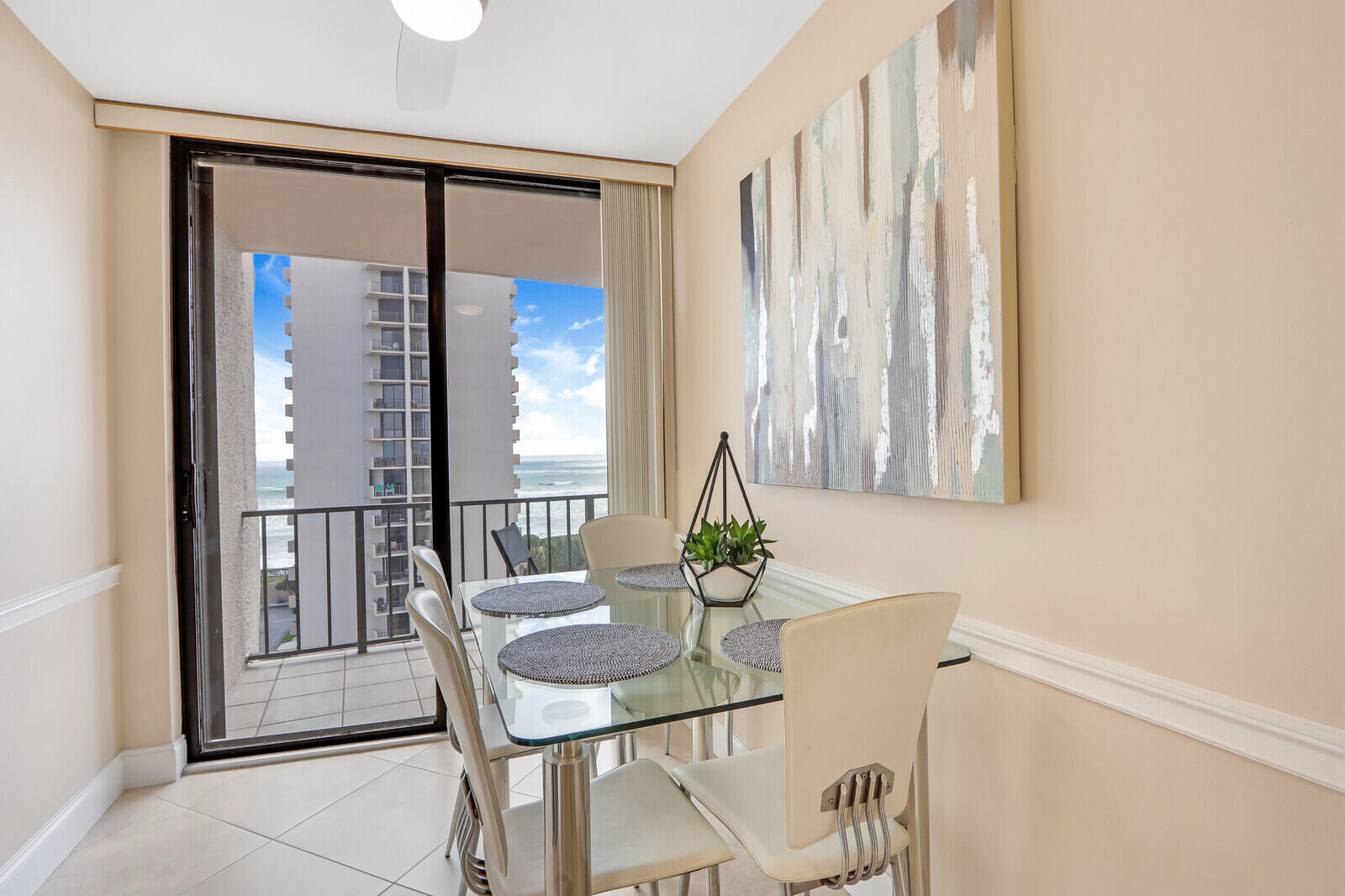 4200 N Ocean Drive 2-802 Property Photo 17