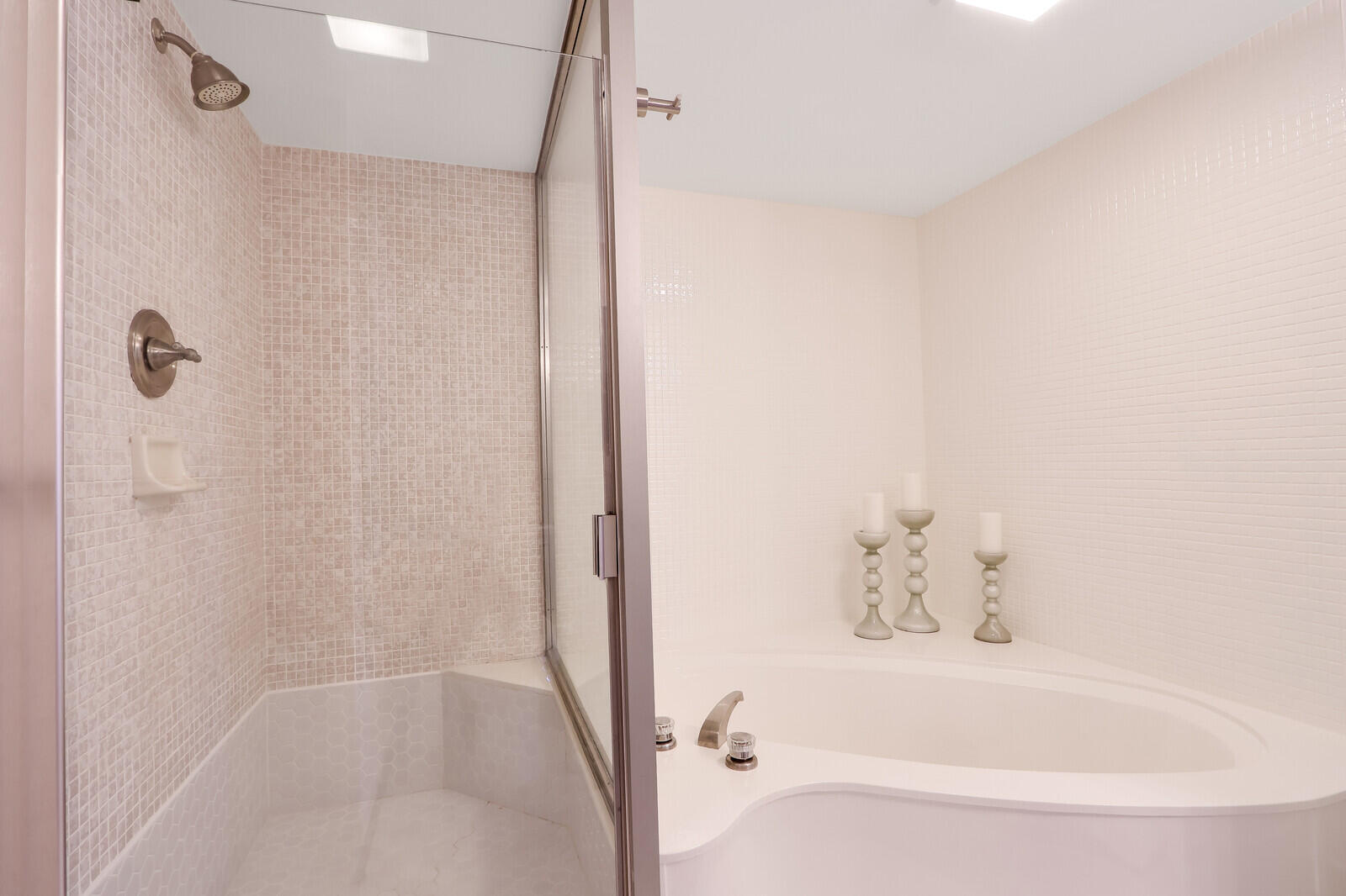 4200 N Ocean Drive 2-802 Property Photo 24