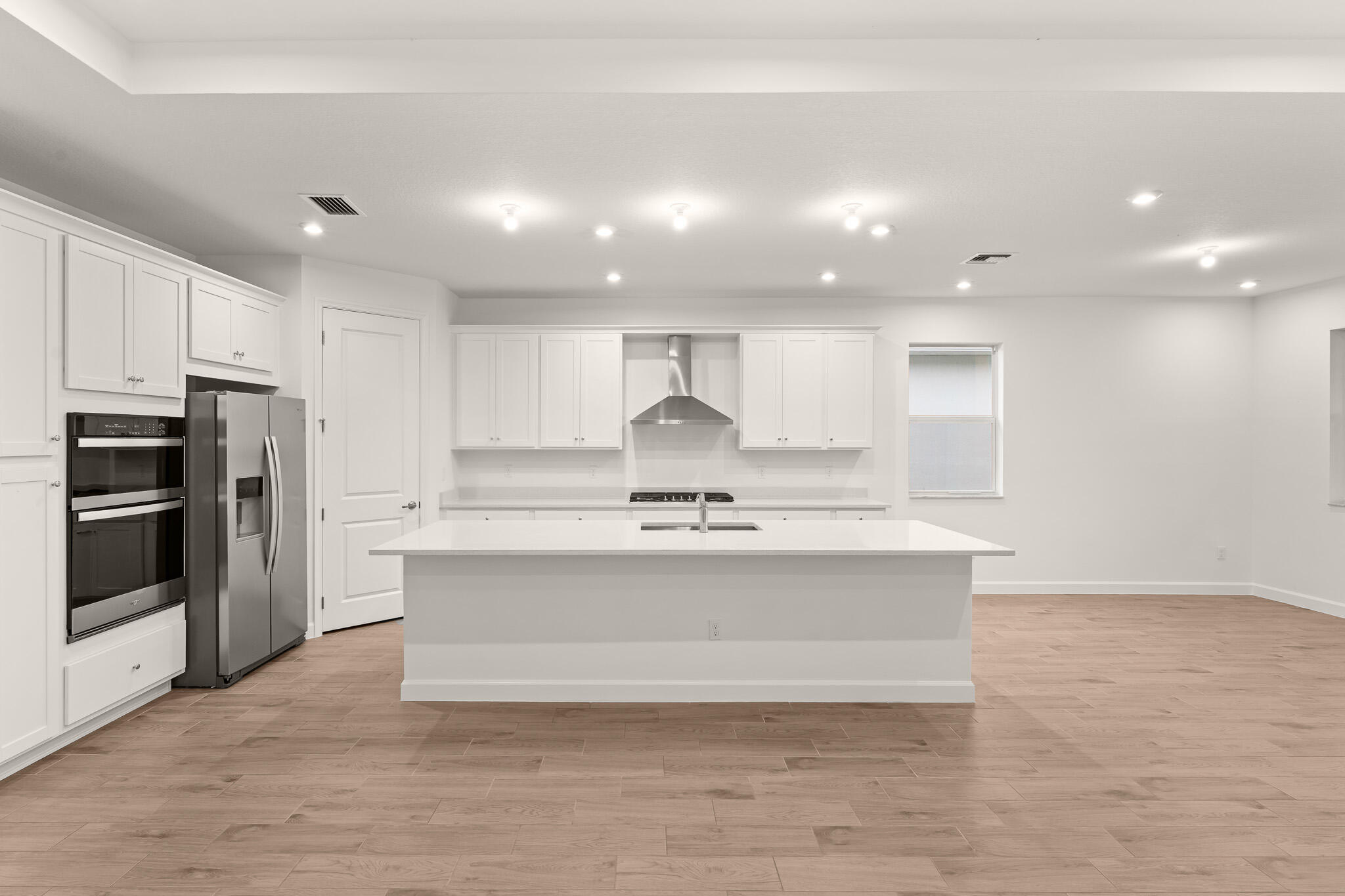 11976 Sw Pantone Street Property Photo 2