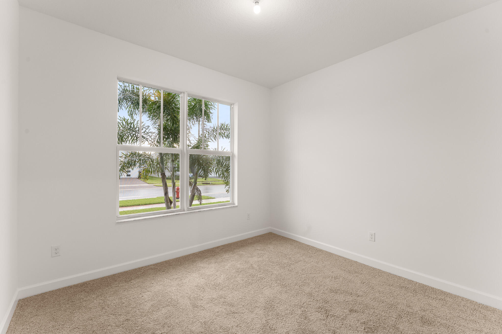 11976 Sw Pantone Street Property Photo 8