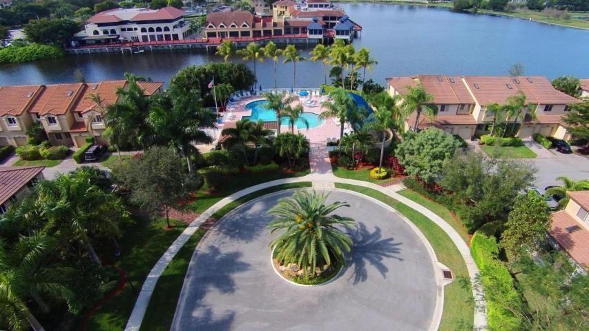 6584 Via Regina Property Photo 1
