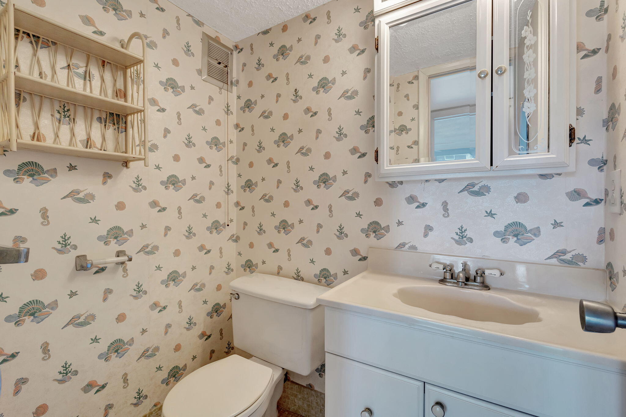 332 Sheffield N Property Photo 12