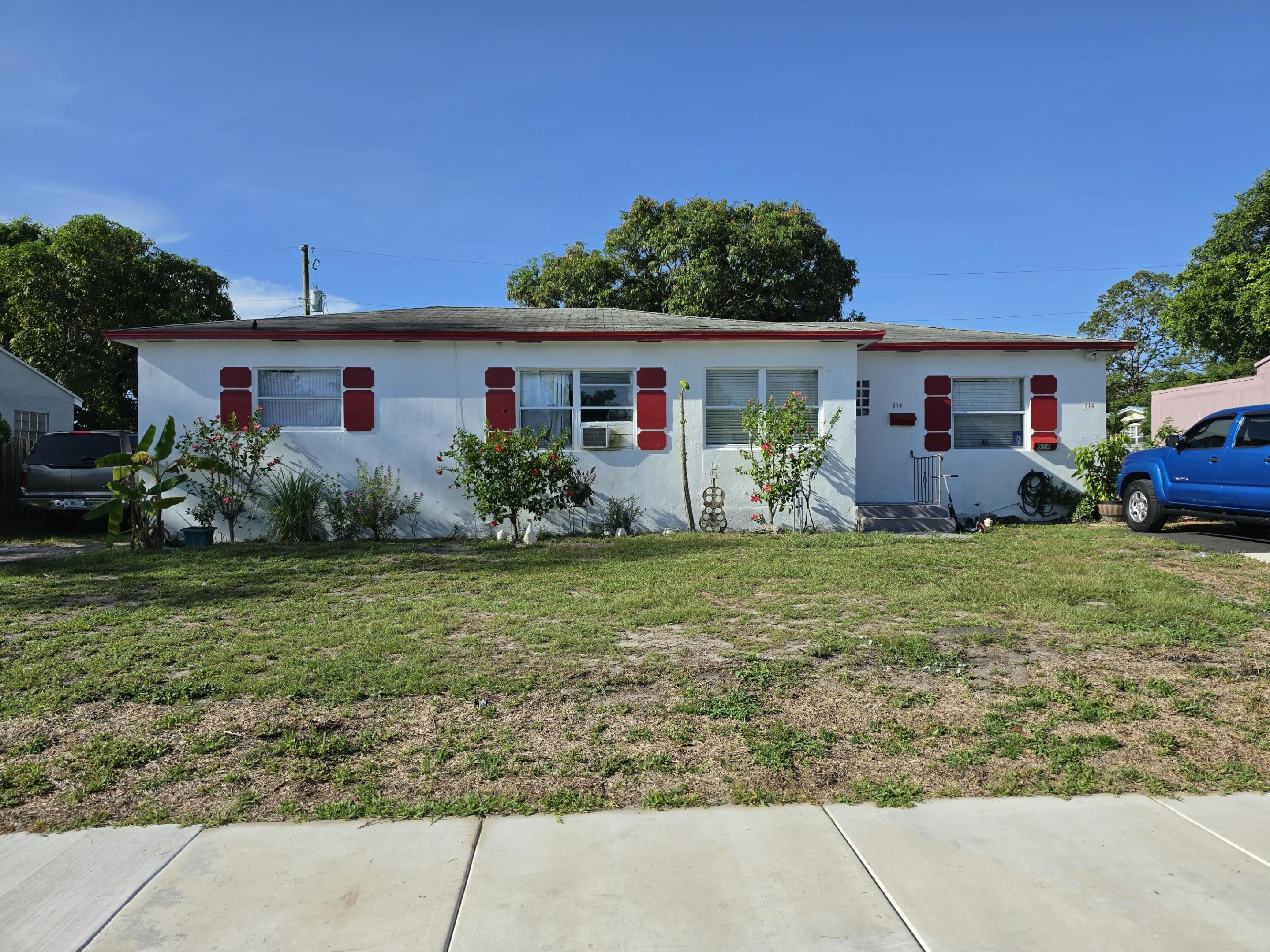 814 42nd Street Property Photo 1