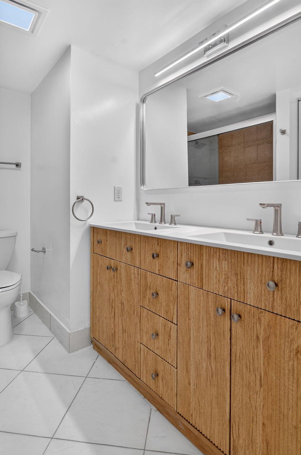 3057 Yarmouth C Property Photo 15