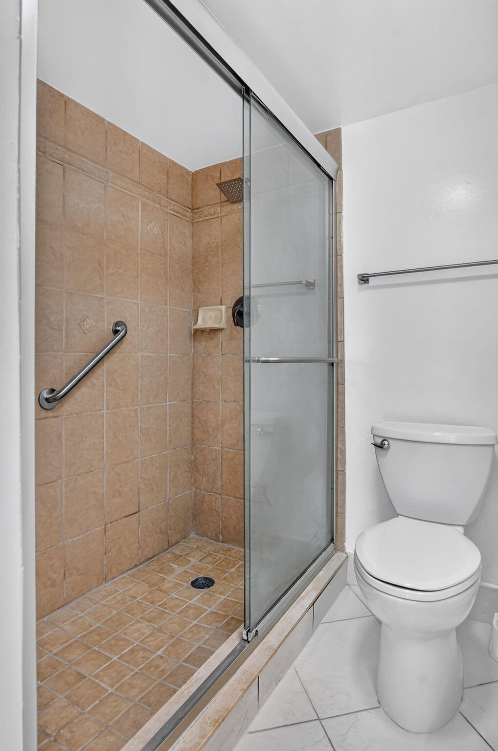 3057 Yarmouth C Property Photo 17