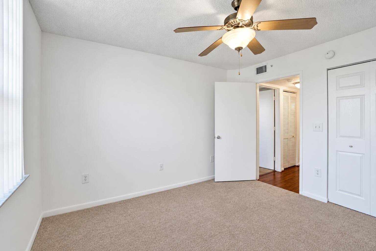 520 Se 5 Avenue 1203 Property Photo 19