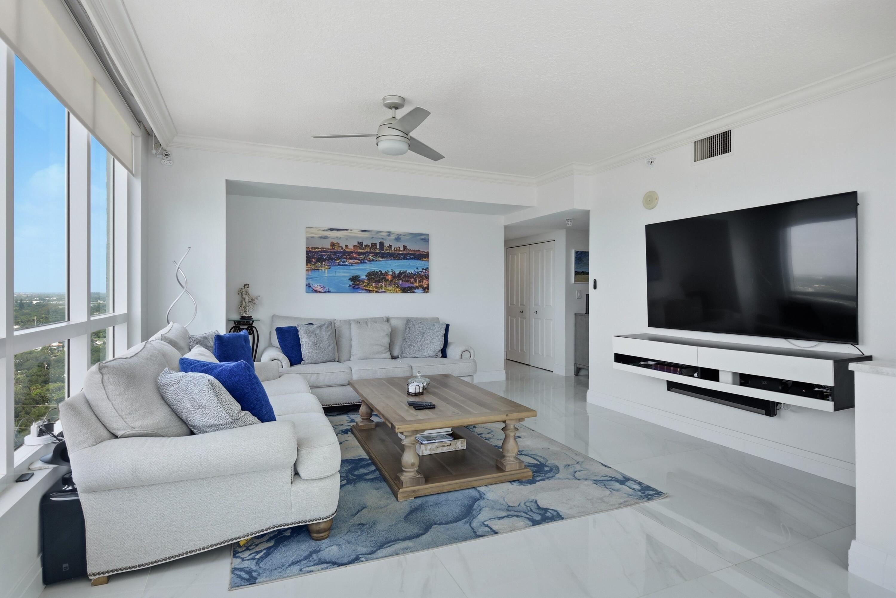 600 W Las Olas Boulevard 1808s Property Photo 2