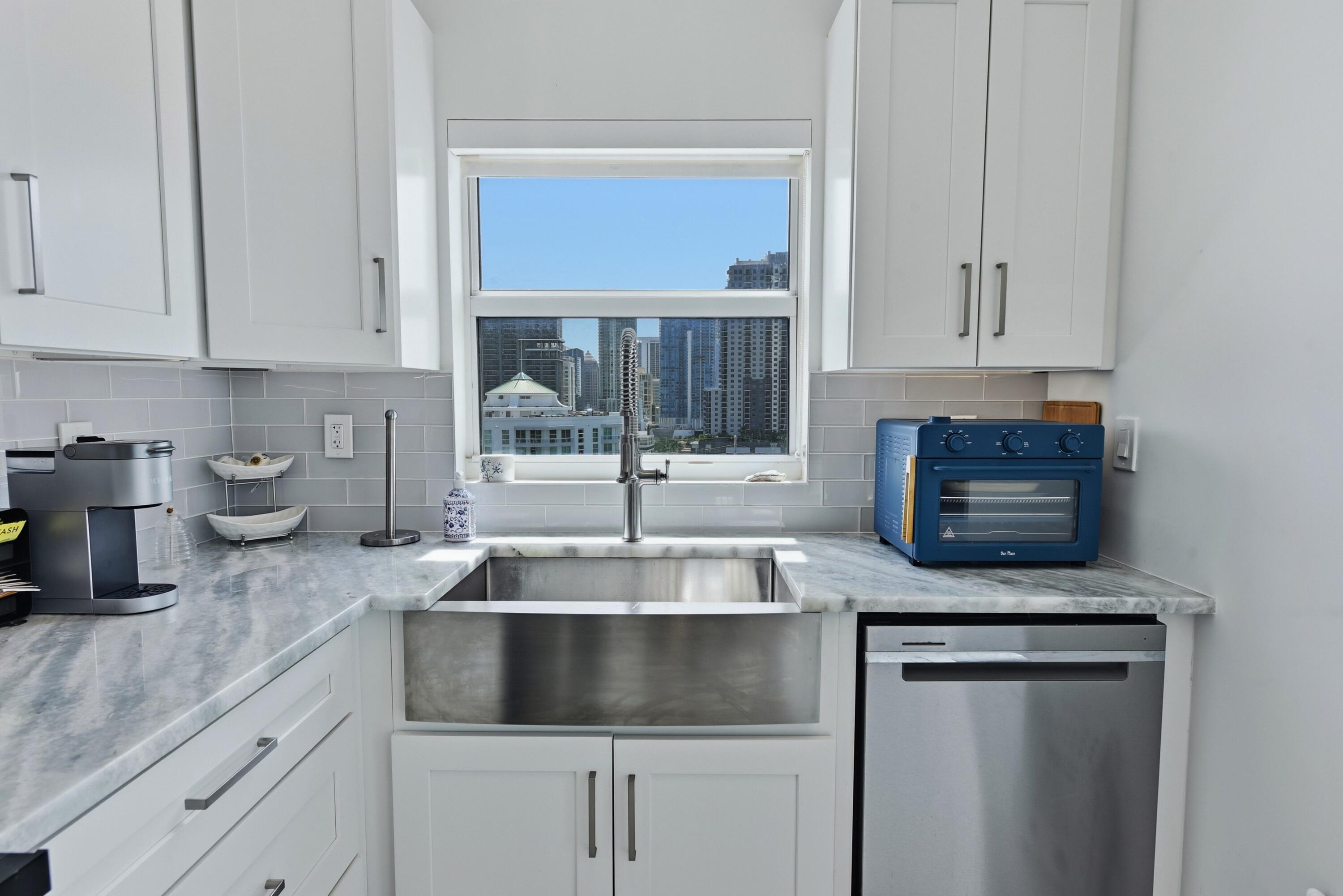 600 W Las Olas Boulevard 1808s Property Photo 7