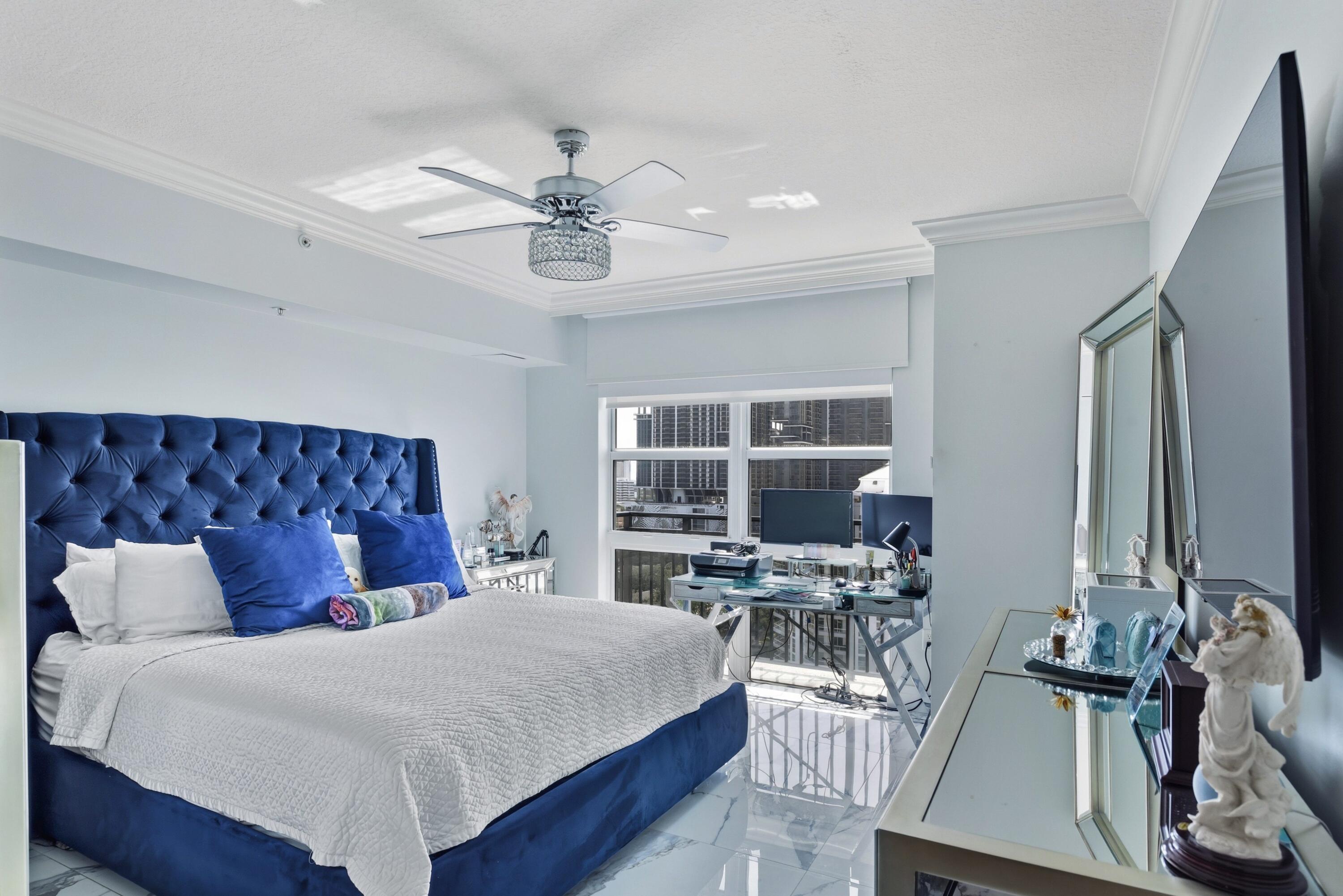 600 W Las Olas Boulevard 1808s Property Photo 8