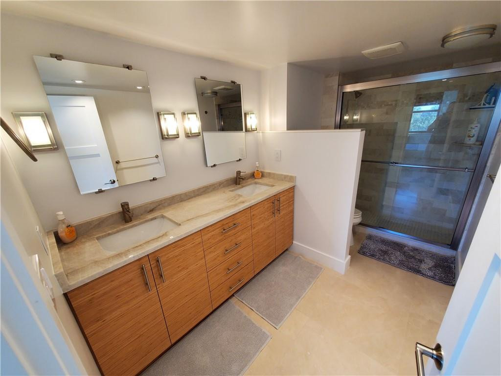 1401 N Riverside Drive N 807 Property Photo 35