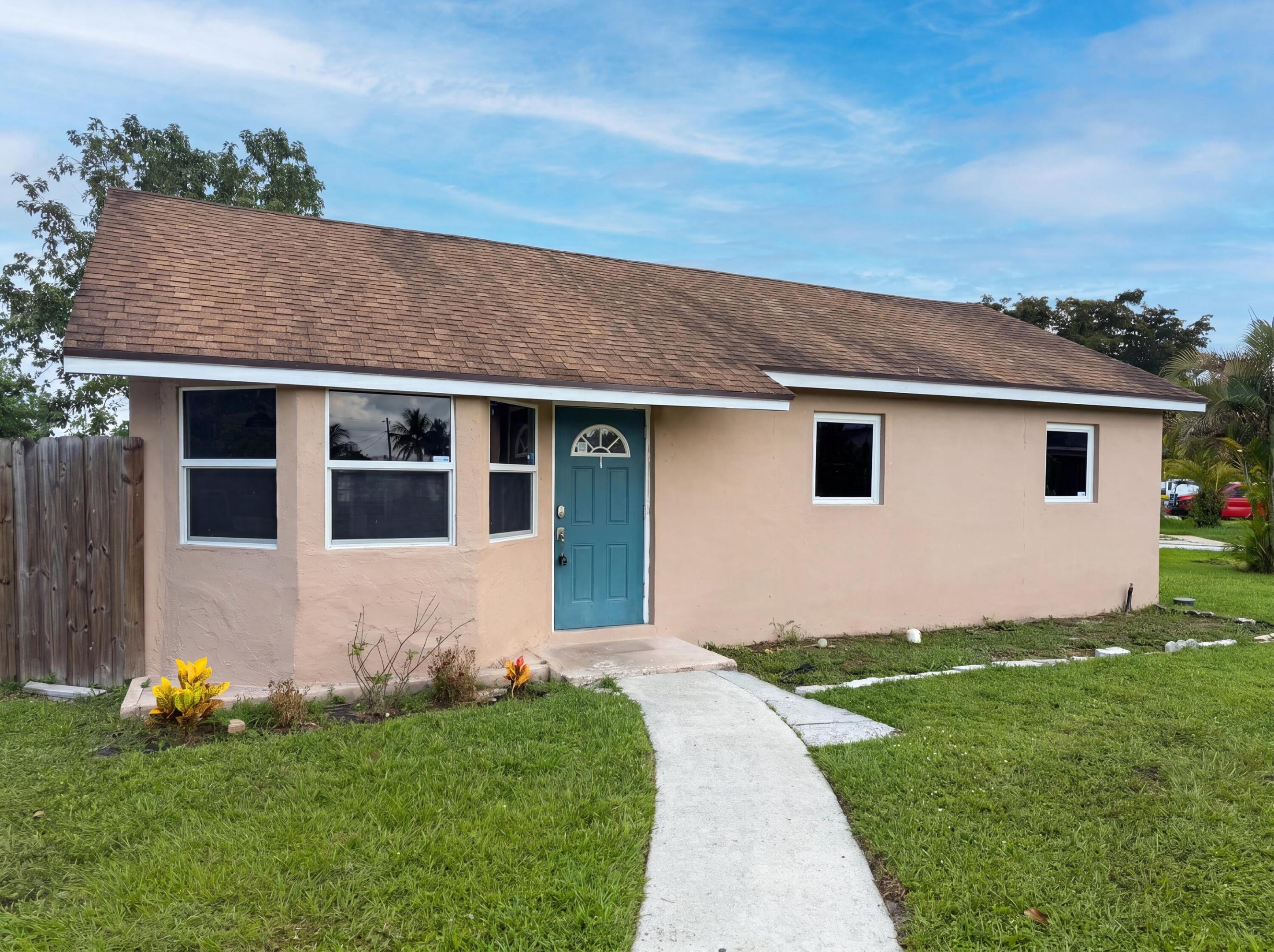 752 Orchid Drive Property Photo 1