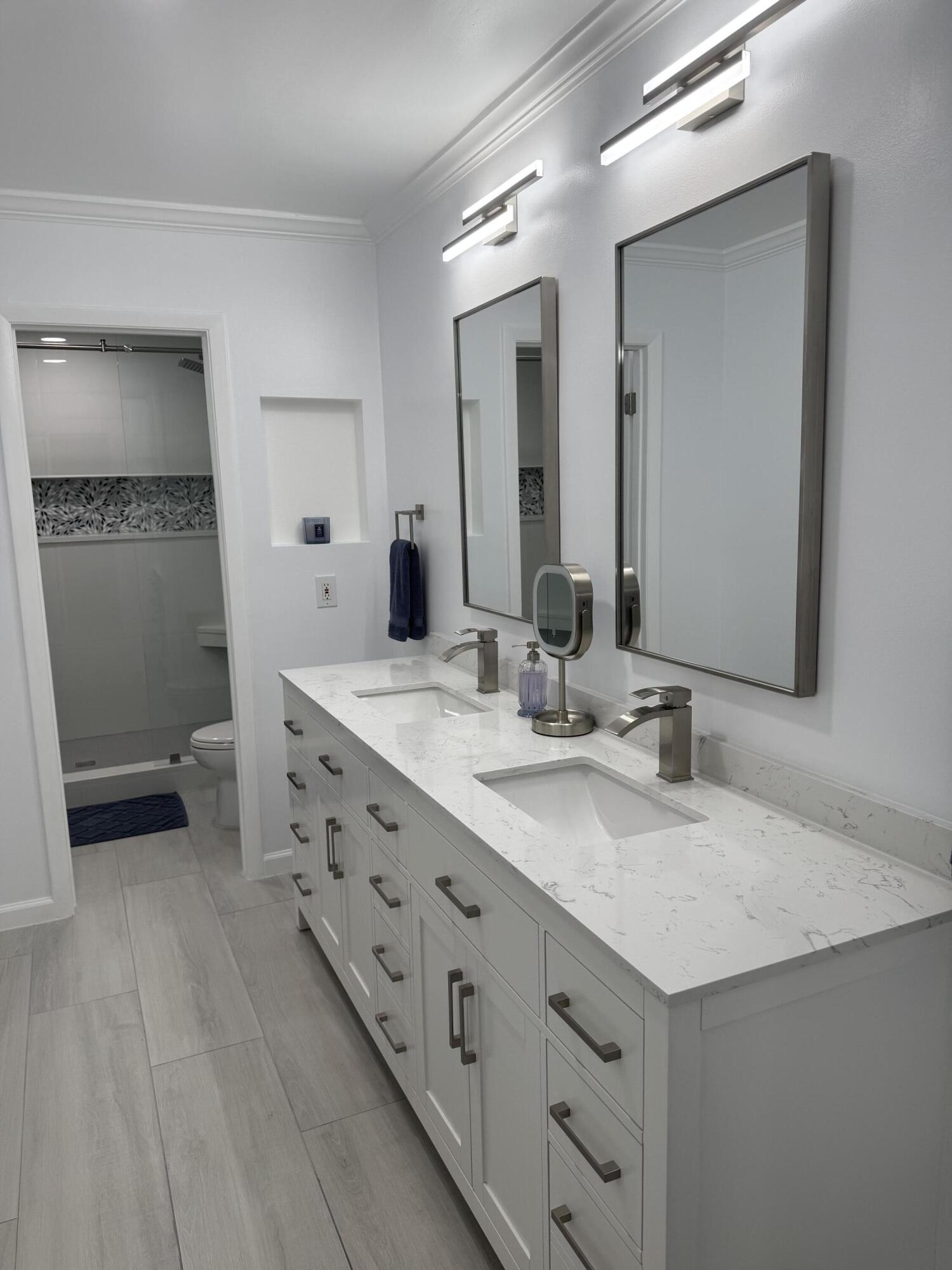 5644 Santiago Circle Property Photo 12