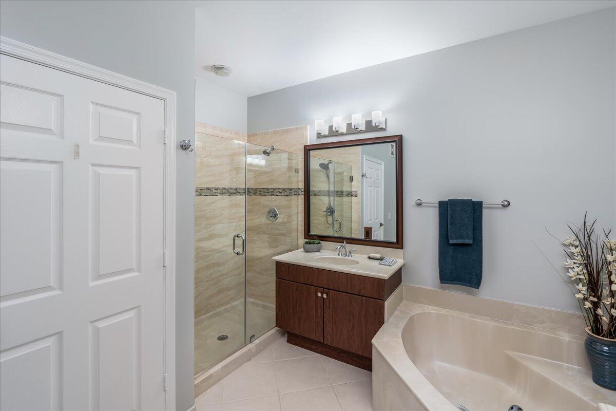 2802 Kinsington Circle 27-4 Property Photo 24