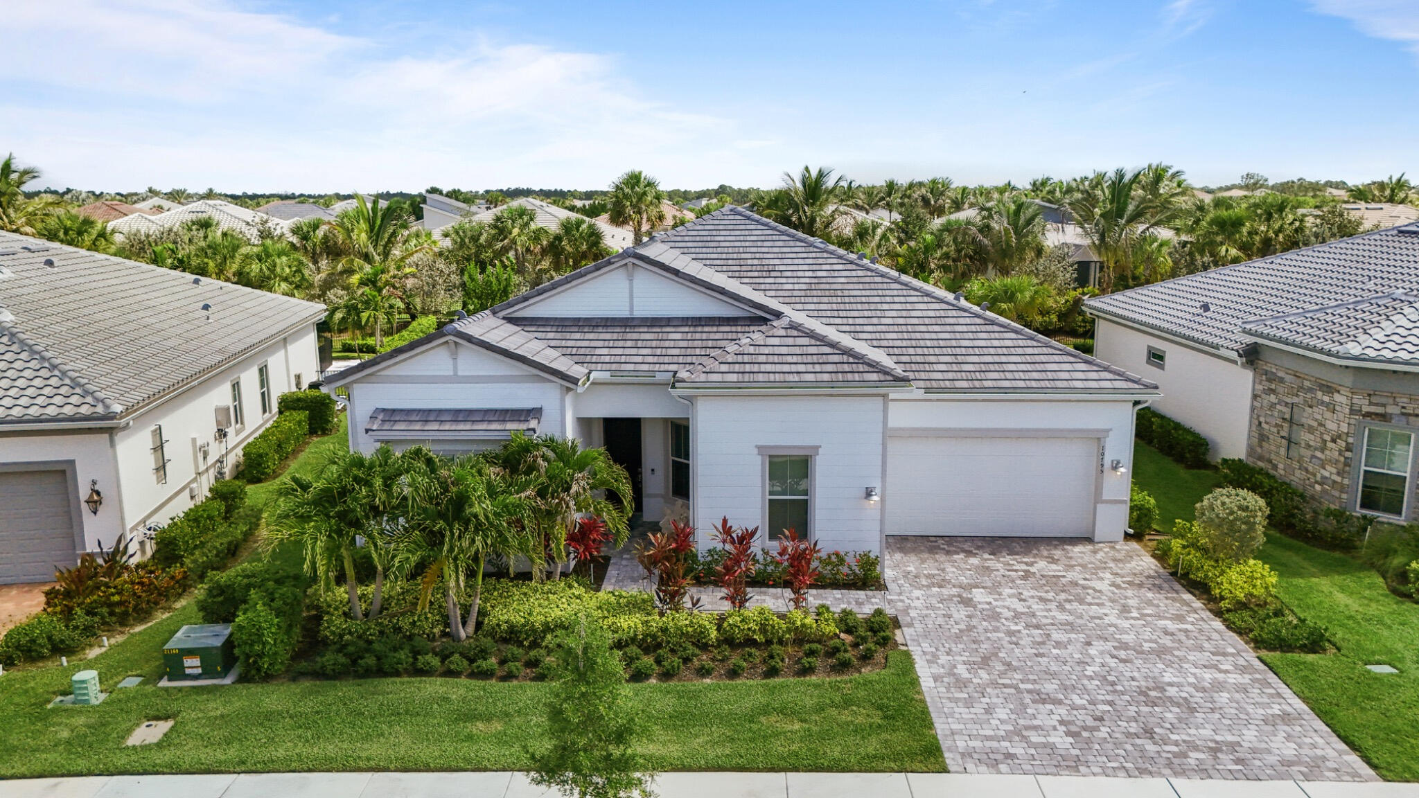 10795 Stellar Circle Property Photo 28