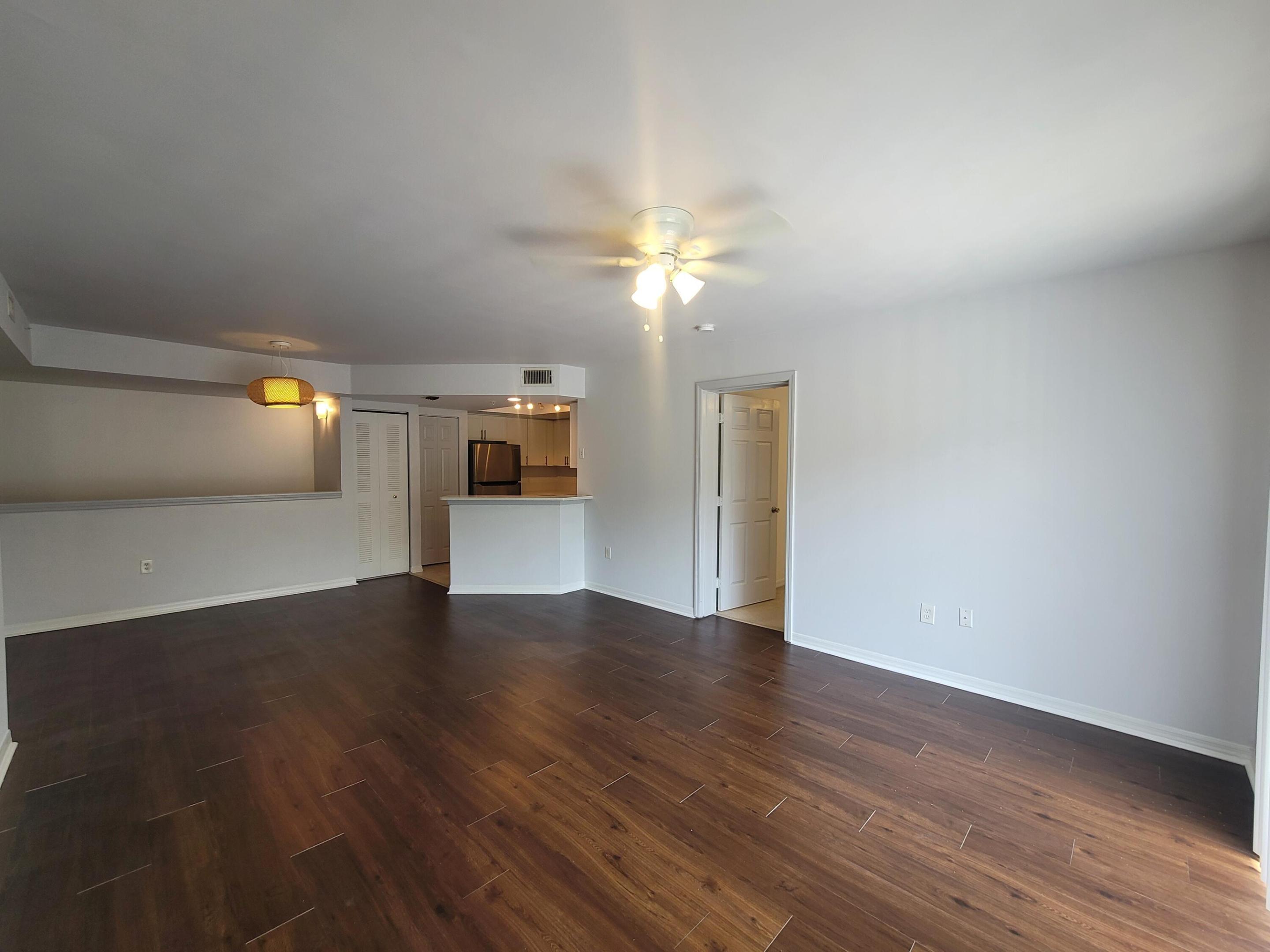 4163 N Haverhill Road 1204 Property Photo 5