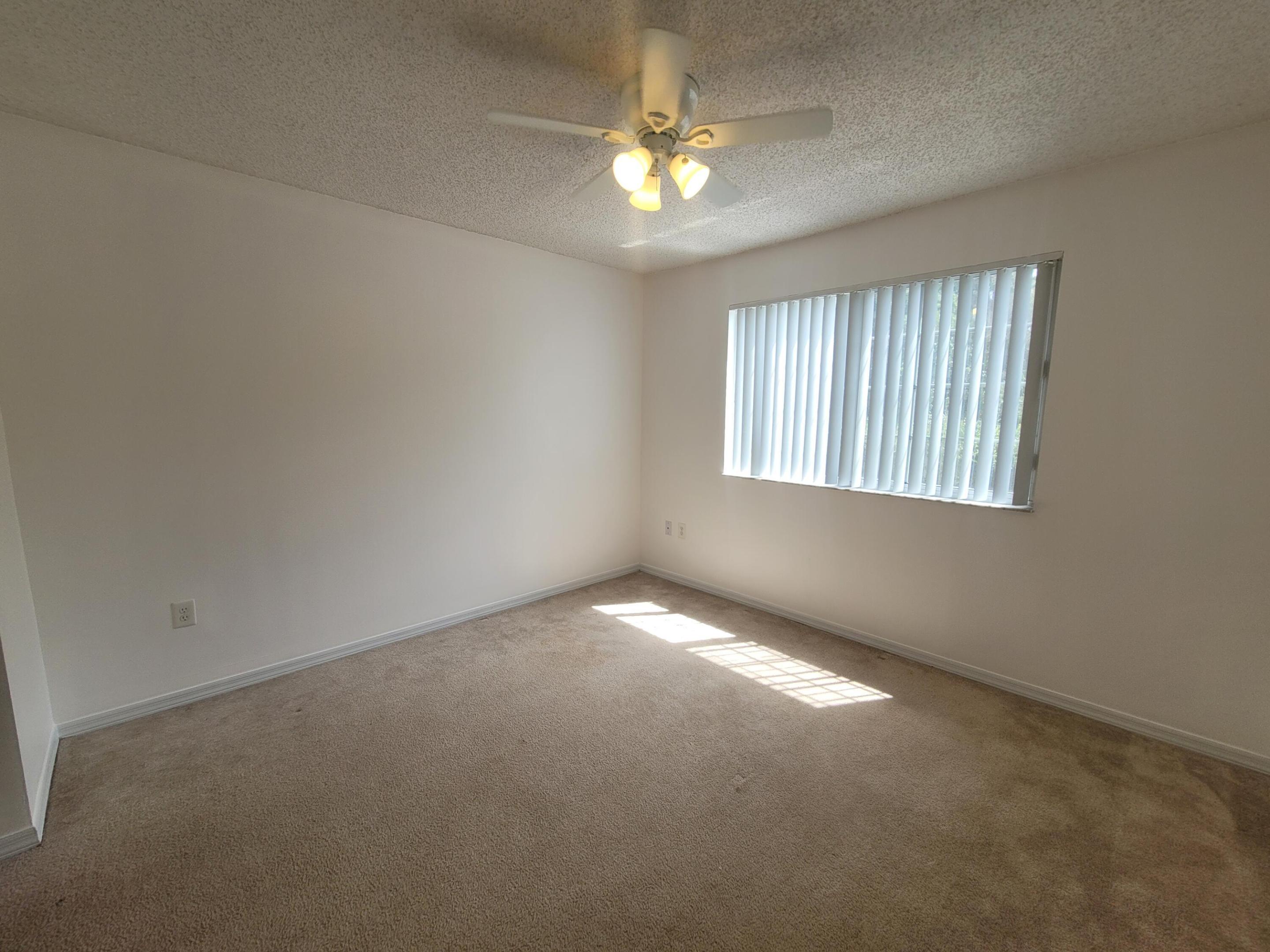 4163 N Haverhill Road 1204 Property Photo 7